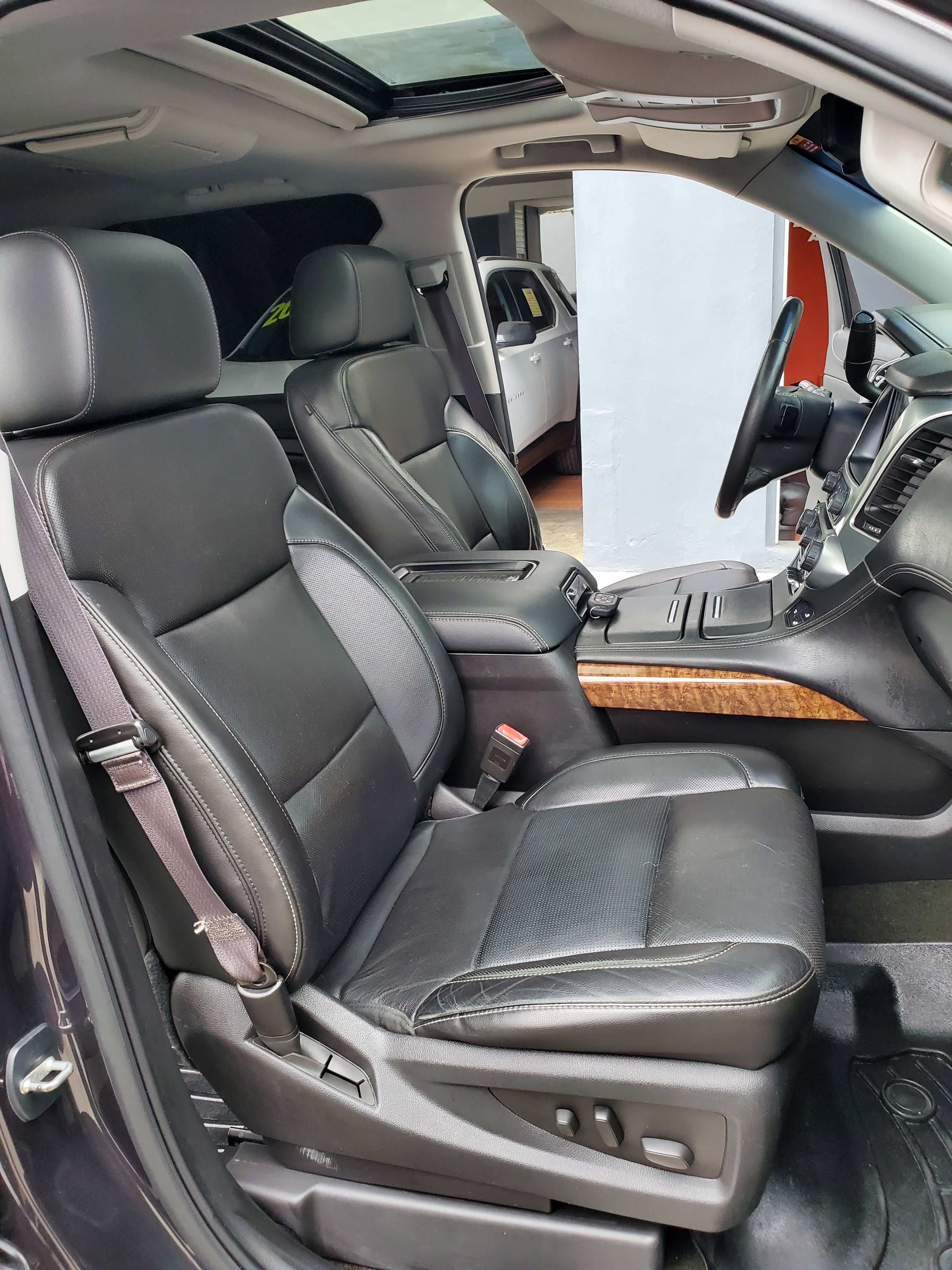 jeepetas y camionetas - Chevrolet Tahoe LTZ 4x4 2015  6