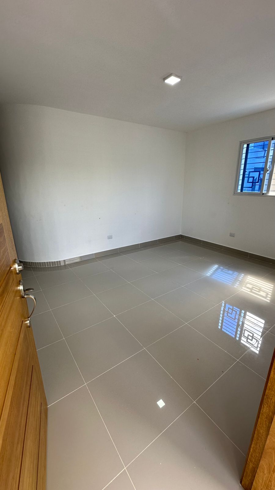 casas - CASA EN VENTA EN LOS TOCONES, SANTIAGO. 1
