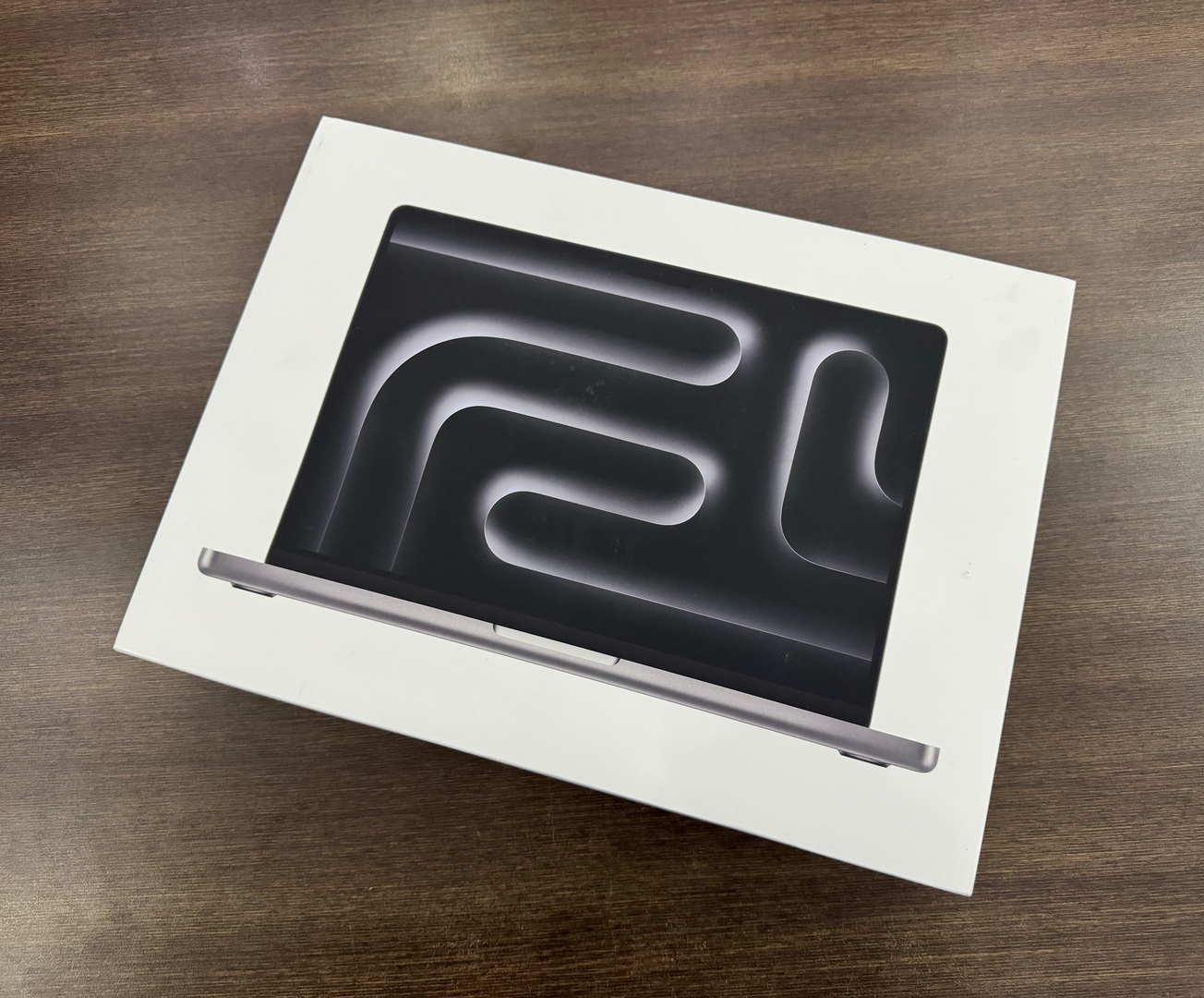 computadoras y laptops - MacBook Pro 14 inch 2023 M3 Apple Chip/ 512GB / 8GB RAM - Nueva Sellada 0