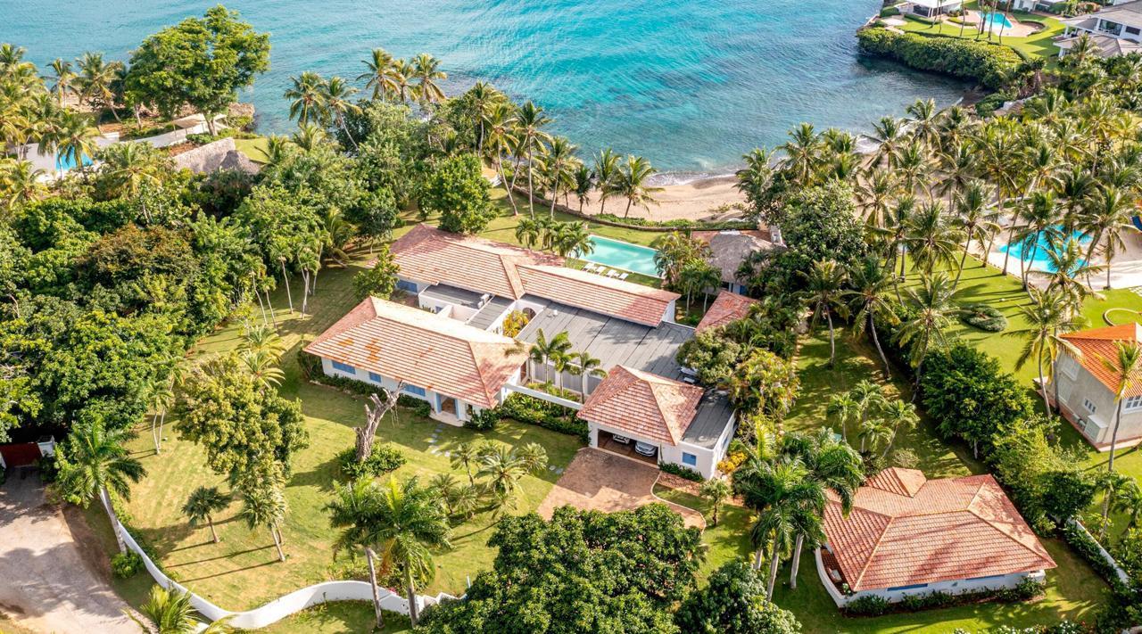 casas vacacionales y villas - Villa Exclusiva en Punta Águila – Casa de Campo 0