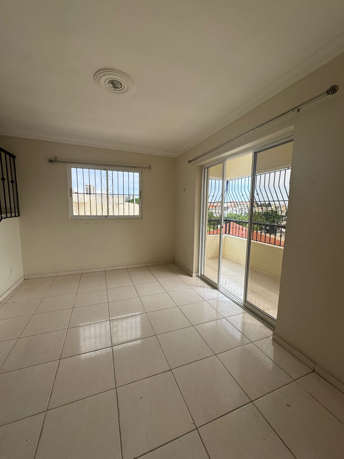 penthouses - Vendo PENTHOUSE EN COLINA DE LOS RIOS 5