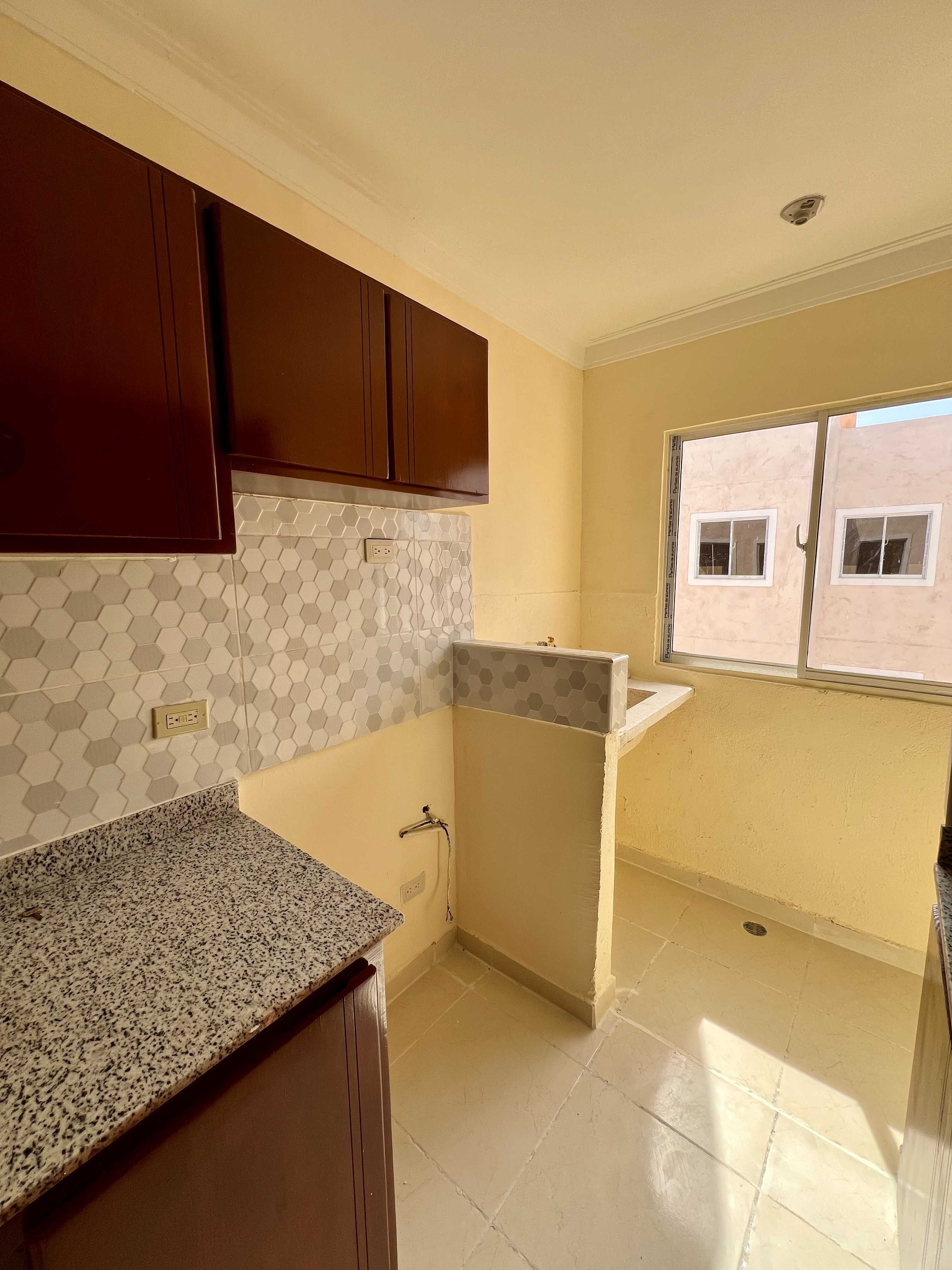 apartamentos - ¡APARTAMENTO NUEVO A ESTRENAR EN ALQUILER!
Residencial Emilia Con Vista al Mar 3