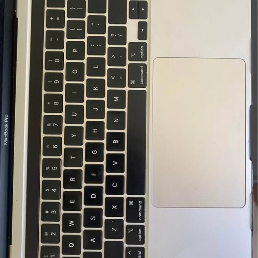 computadoras y laptops - Macbook Pro 2020 Apple M1 Chip 1