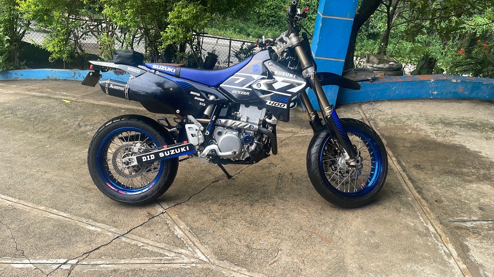motores y pasolas - Suzuki DRZ 400perfecta condición  0