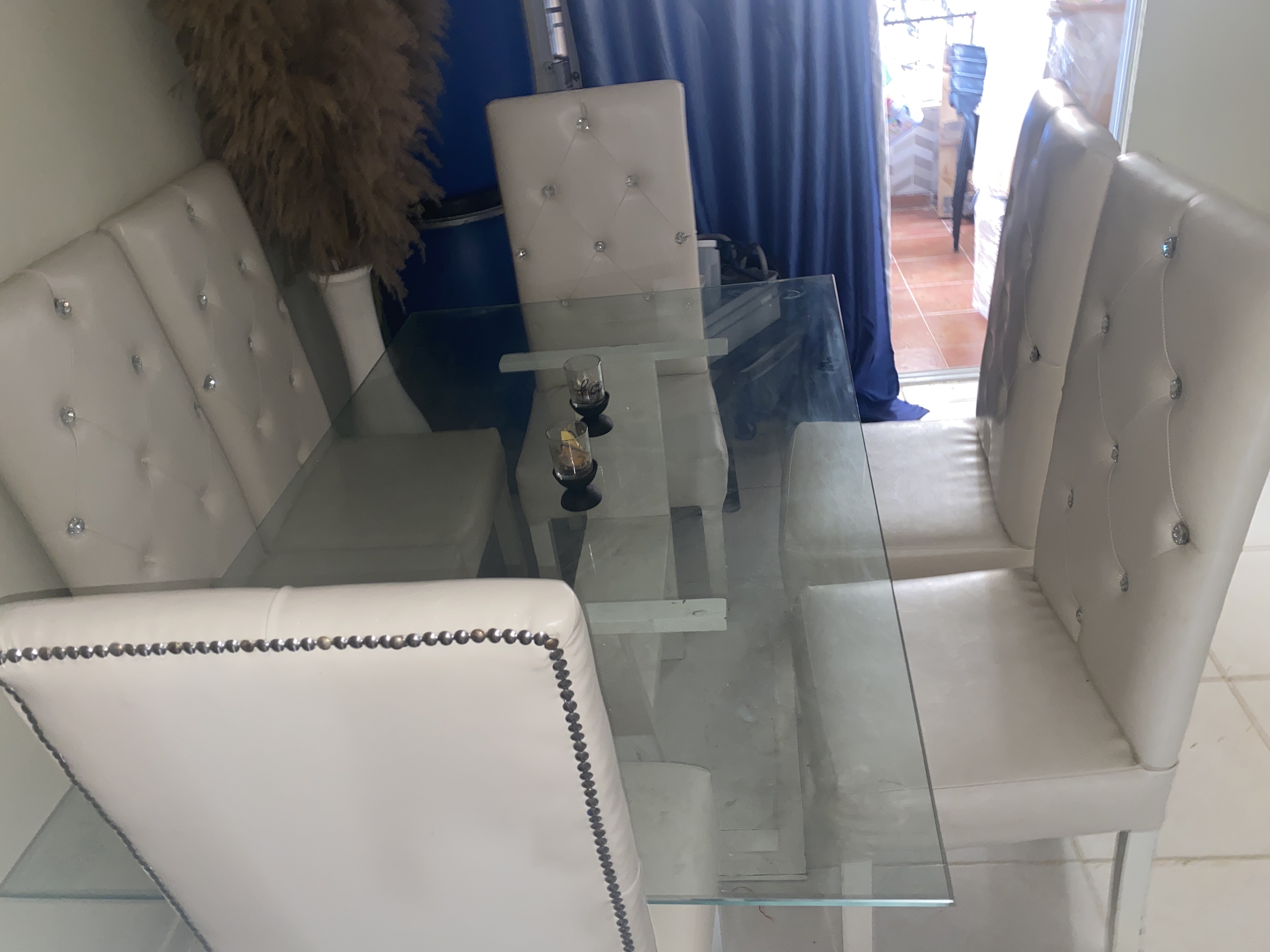muebles y colchones - Mesa de 6 sillas en pino tratado  1