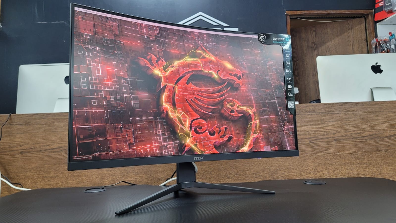 computadoras y laptops - Monitor Curvo Msi , 180Hz , 1ms , 27 Plg, FHD 1080P 0