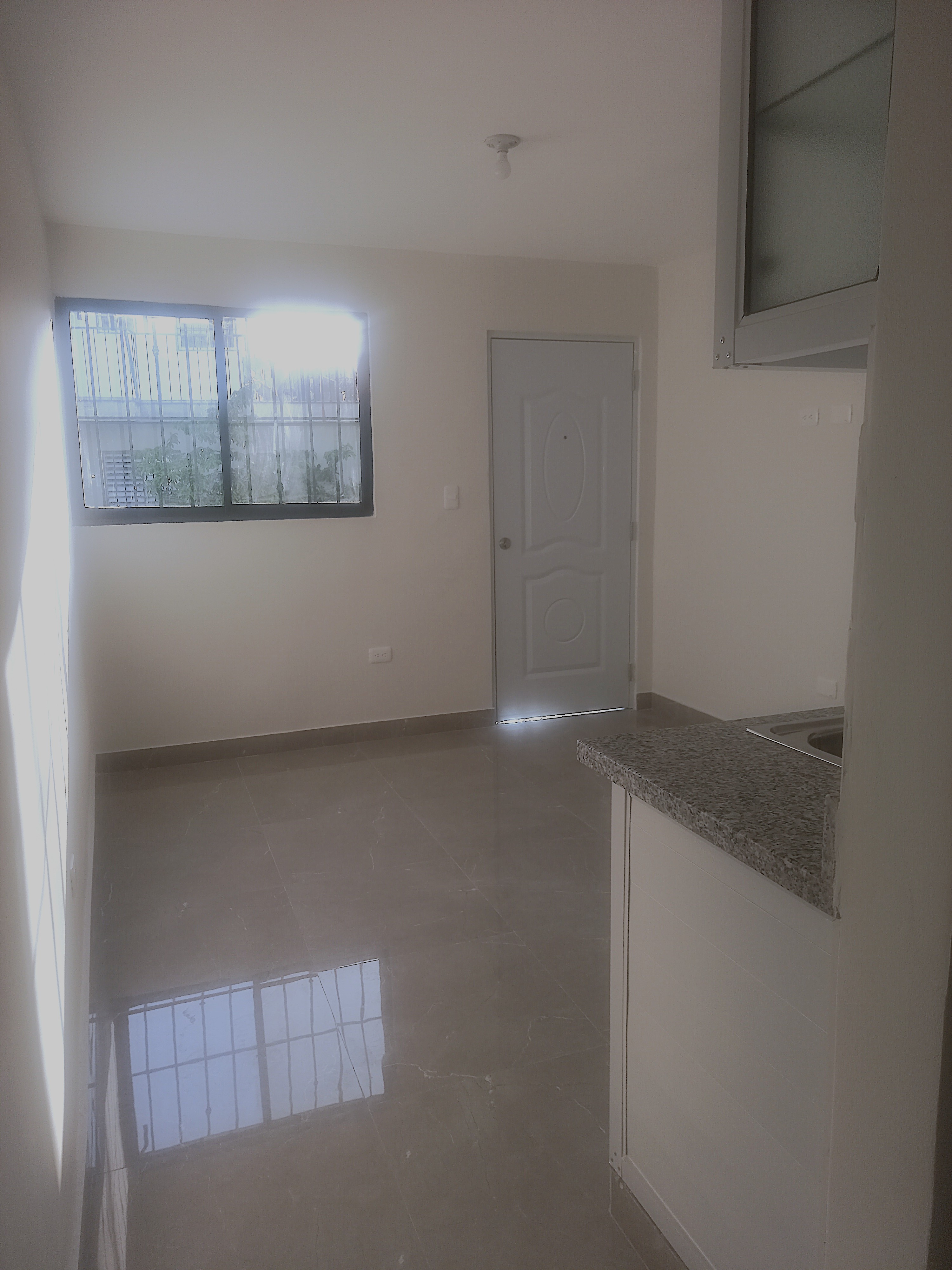 apartamentos - Apartamento de 2 Habitaciones y1 baño. NO parqueo. 1
