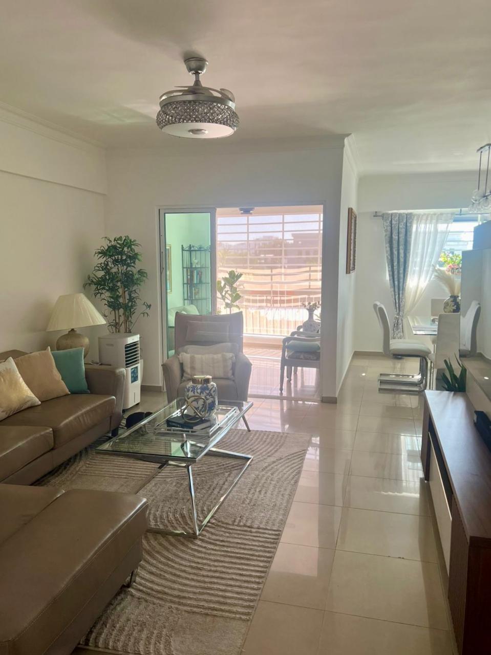 apartamentos - Espacioso Apartamento en la Zona Universitaria DN 0