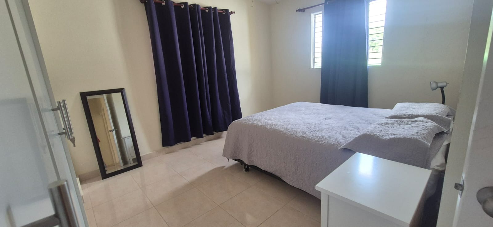 apartamentos - Apartamento de Venta 3er Nivel en Pontezuela  2