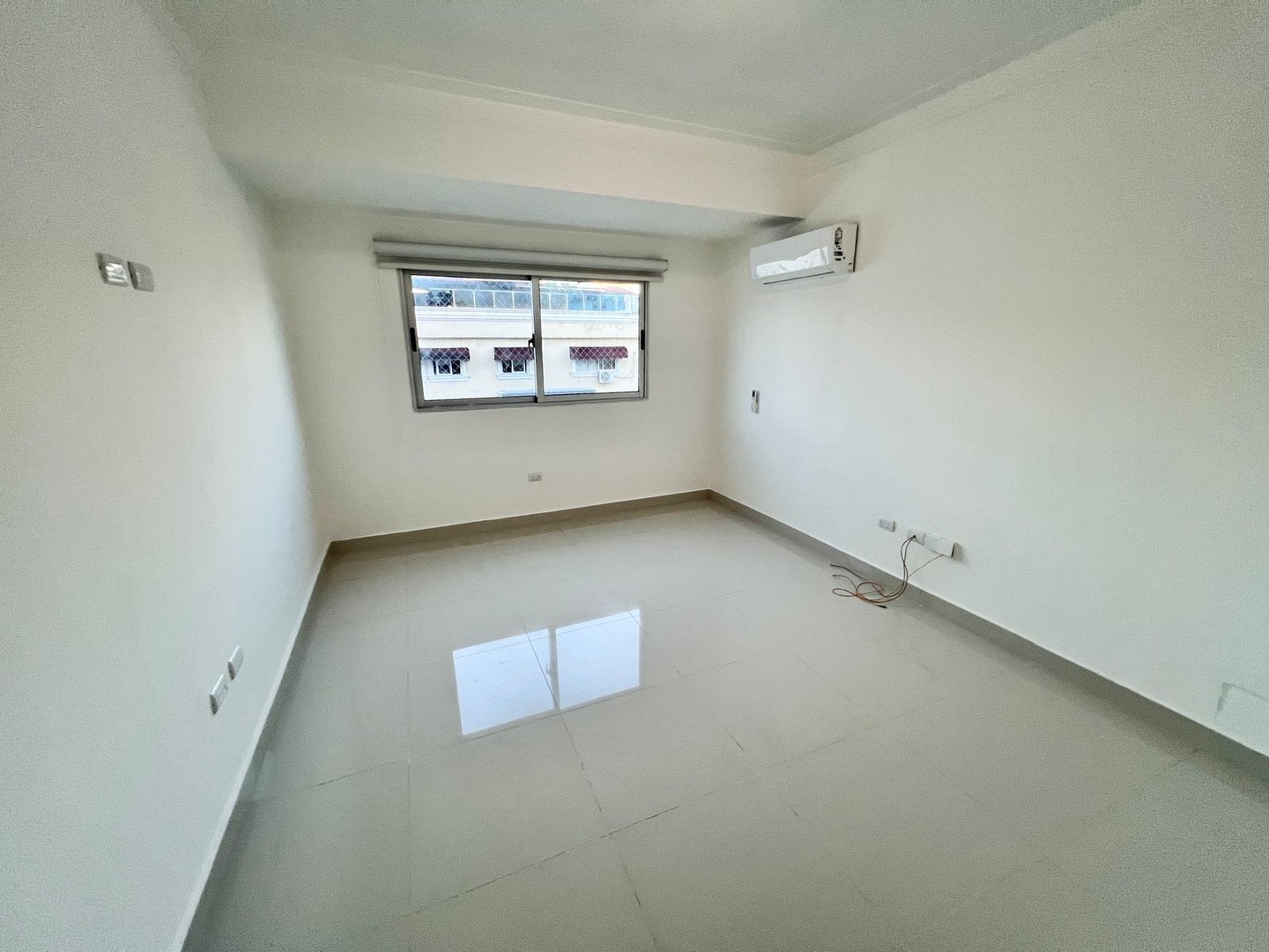 apartamentos - Alquilo apartamento con línea blanca en Bella Vista  5
