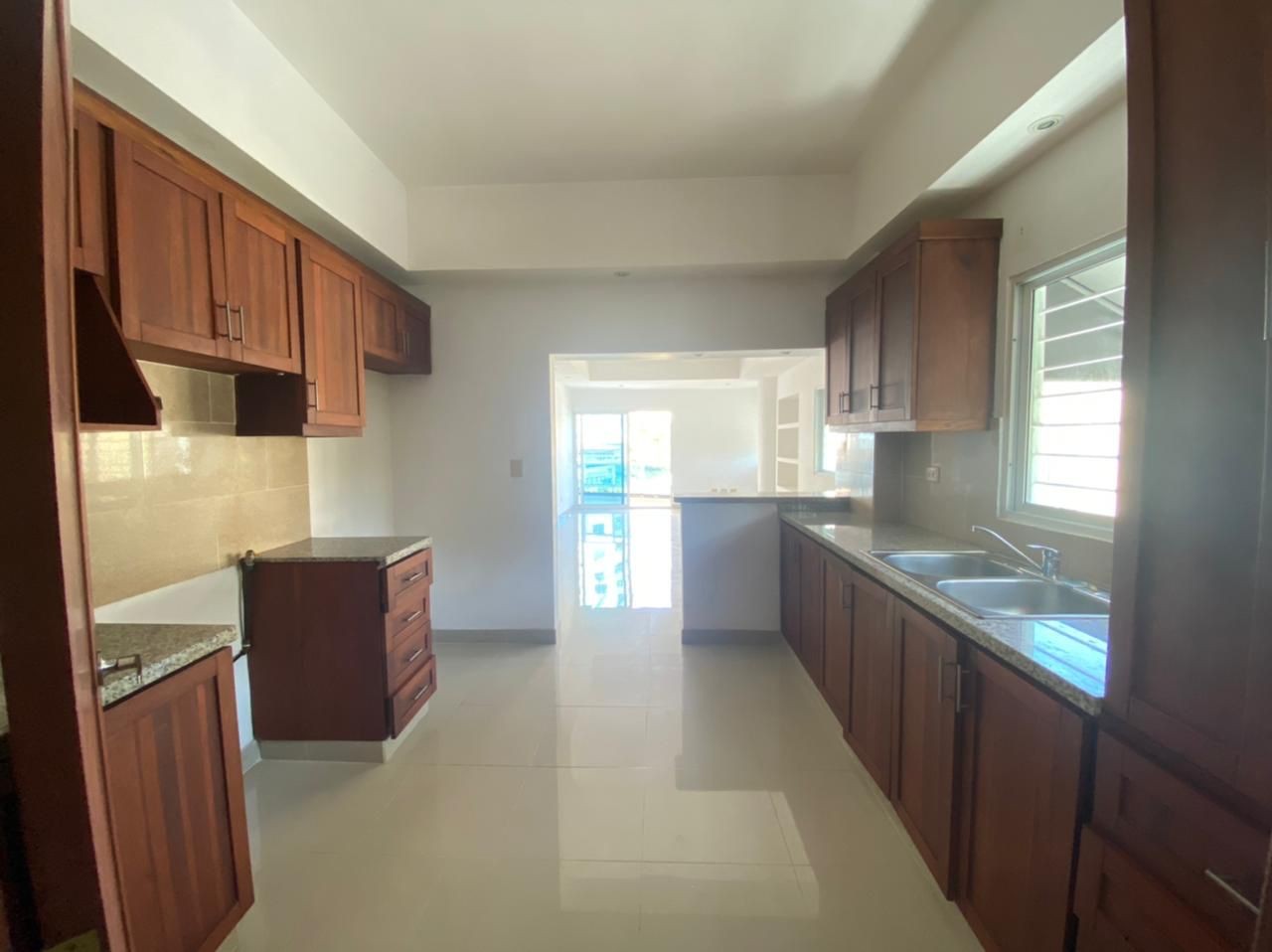 apartamentos - Apartamento en Alquiler
RENACIMIENTO
USD 1,200.00 (Mantenimiento incluido)

 7