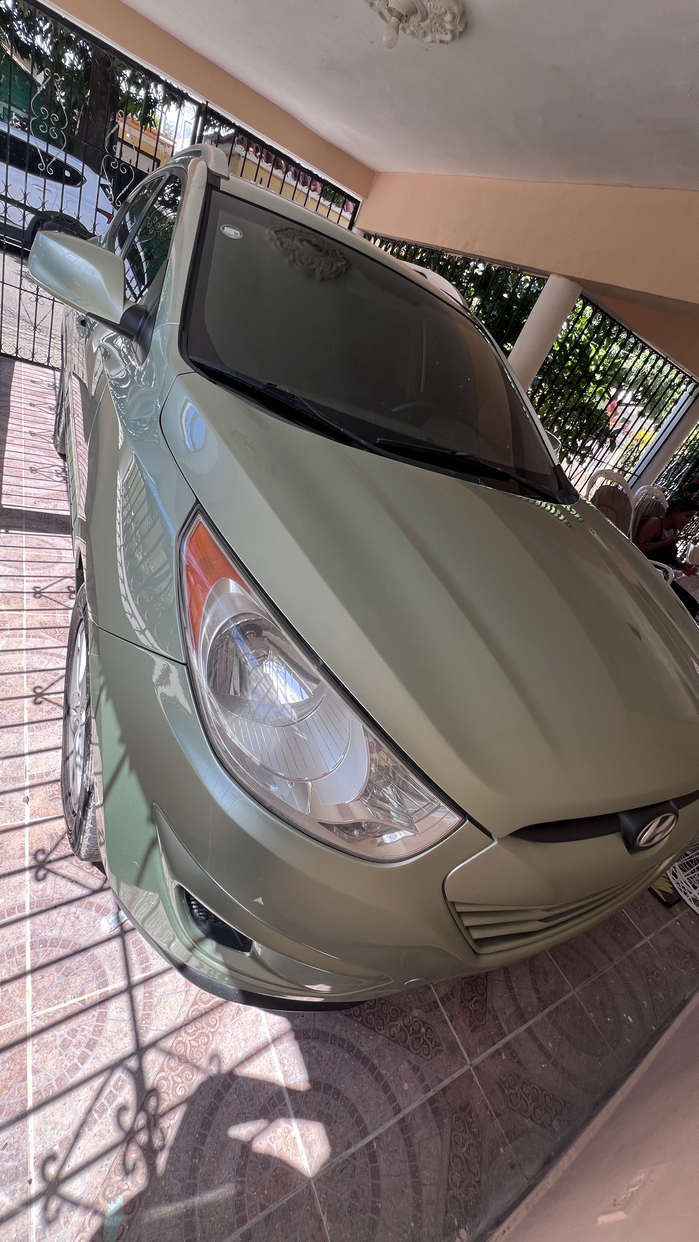 jeepetas y camionetas - se vende Hyundai tucson 2010 1