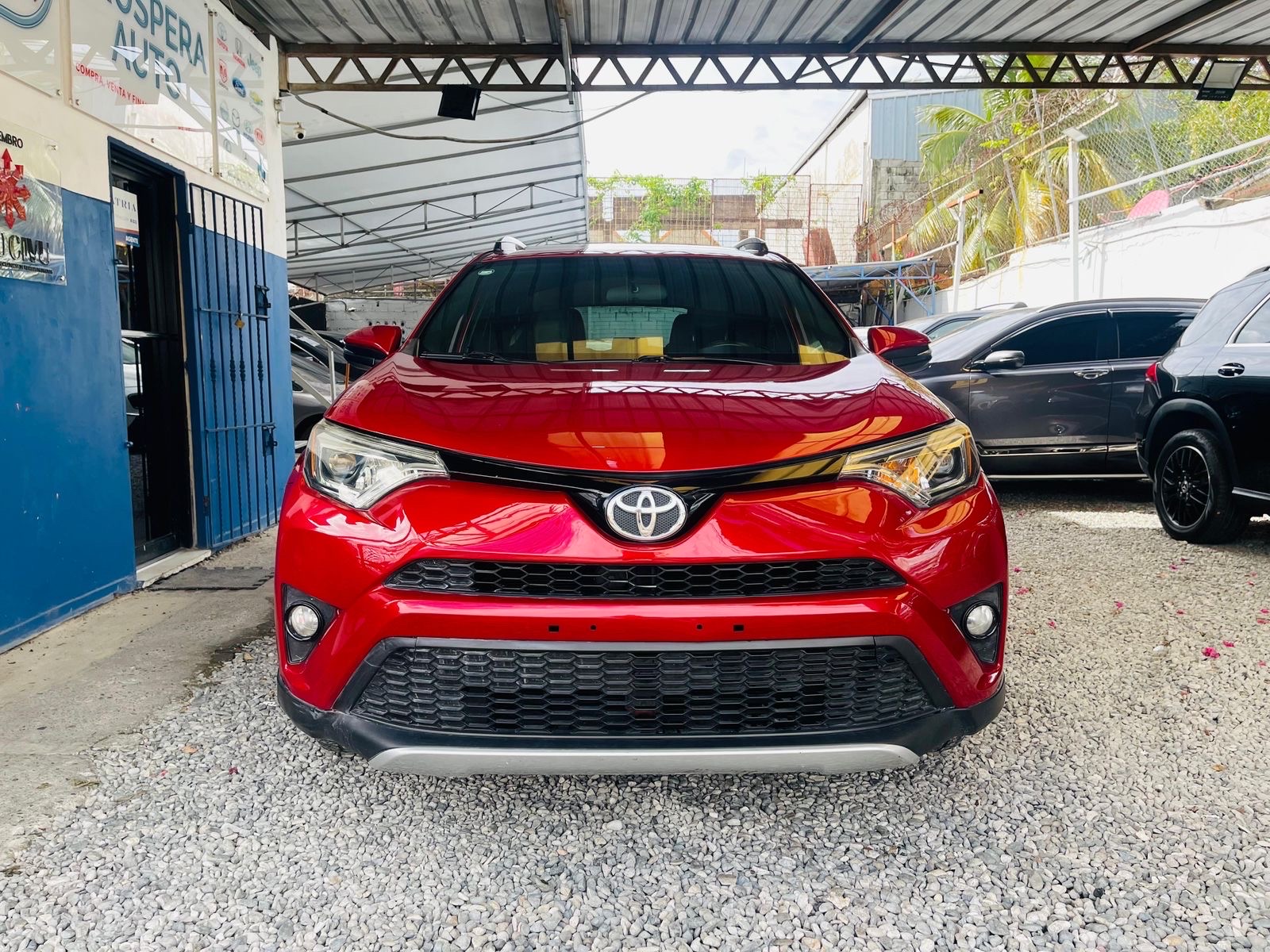 jeepetas y camionetas - Vendo Toyota RAV4 SE 2016 0