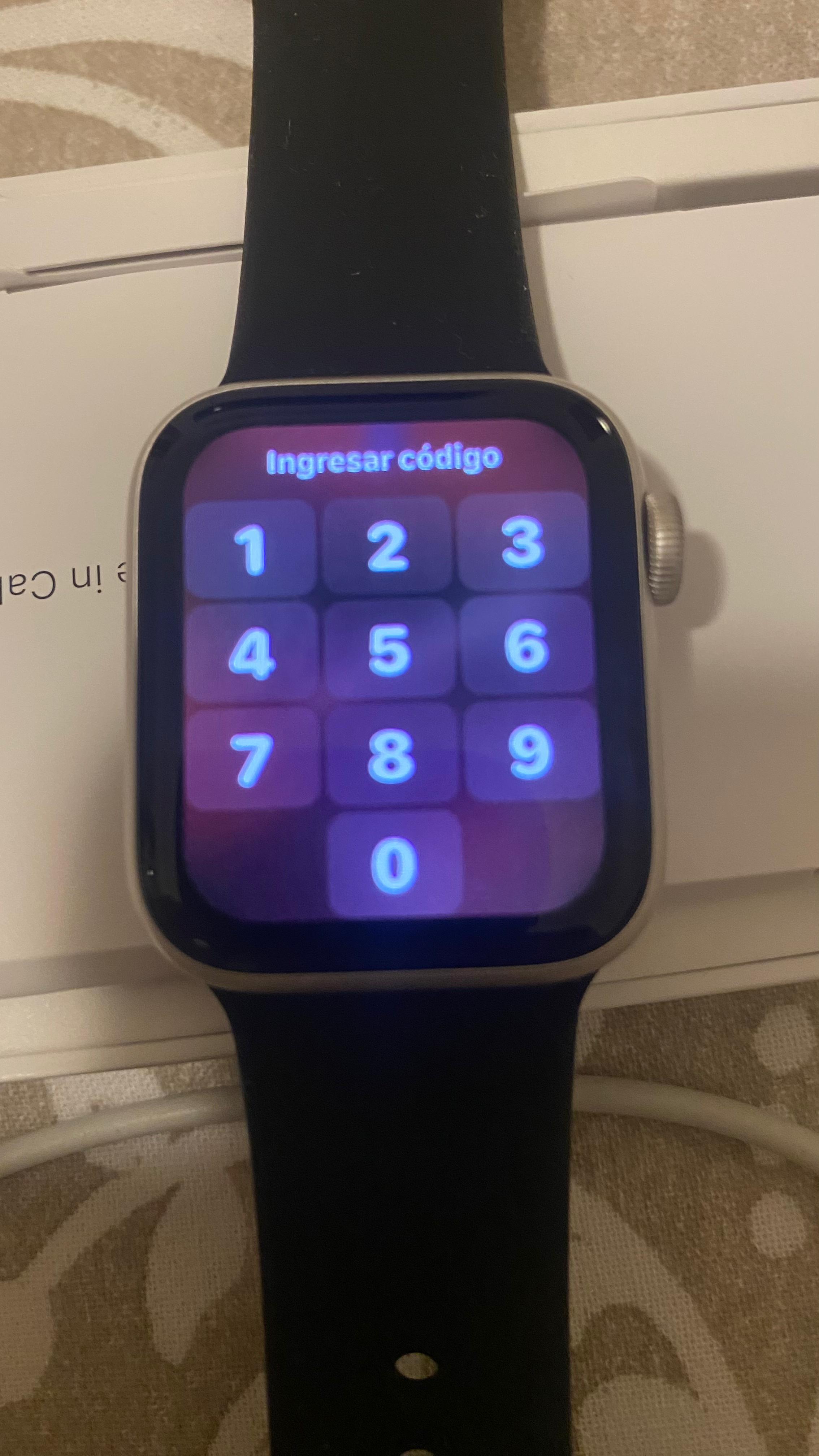 otros electronicos - Vendo Apple Watch SE 40 MM 0