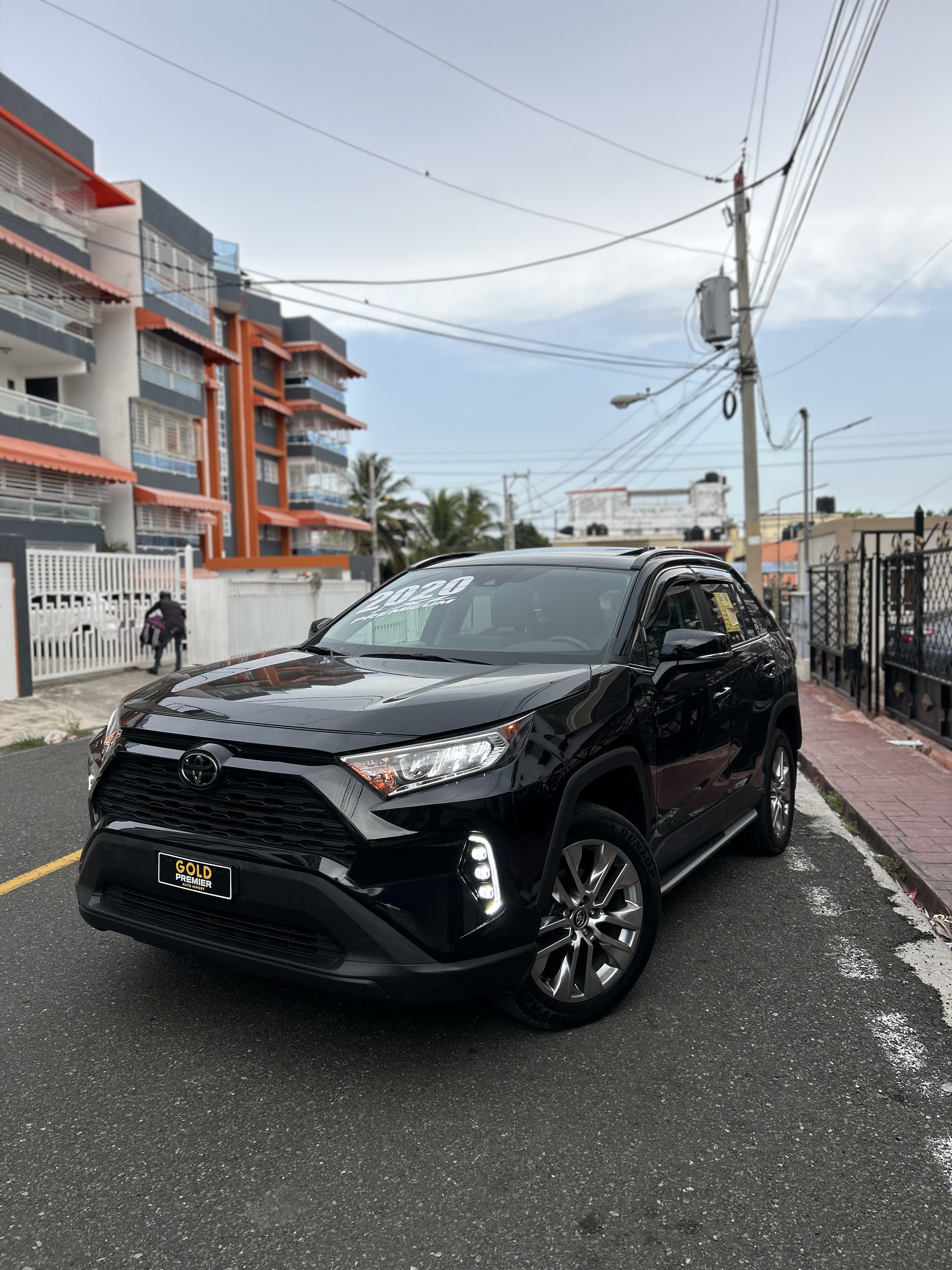 jeepetas y camionetas - Toyota Rav4 2020 premieum  0