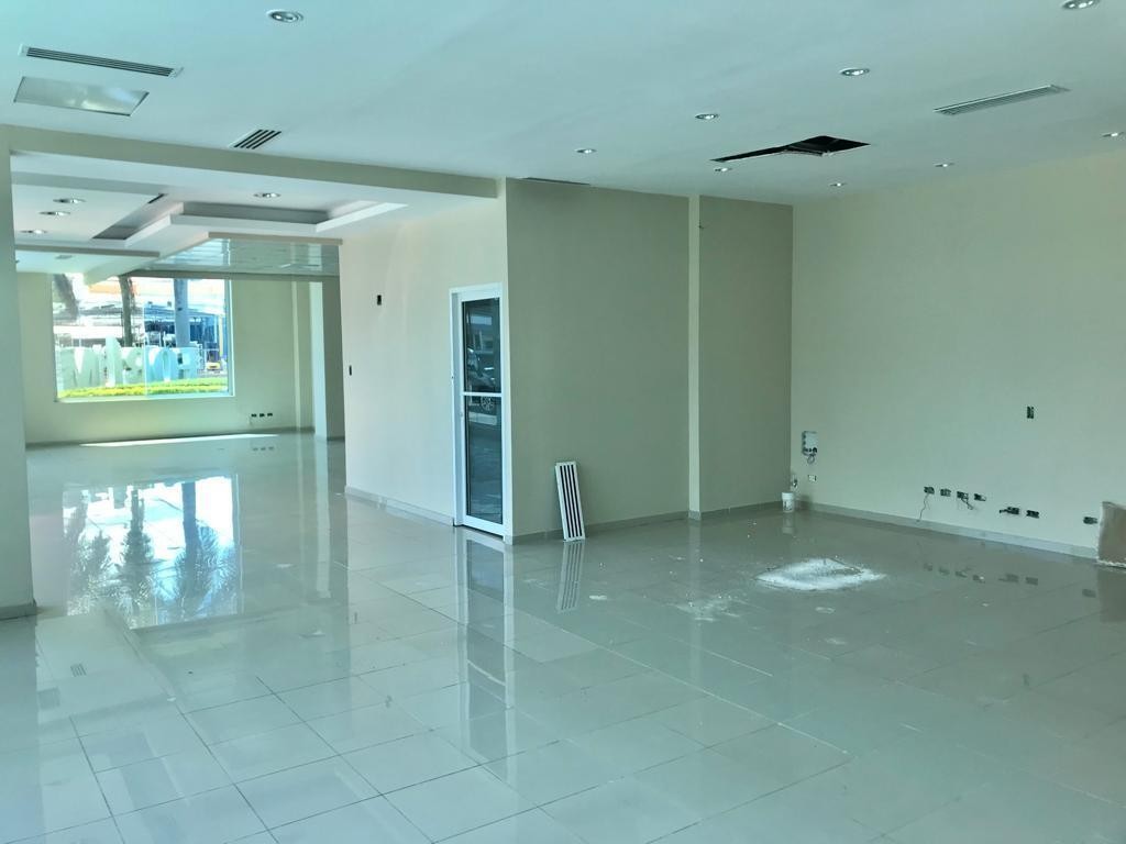 oficinas y locales comerciales - Local en Alquiler en Exclusiva Torre Corporativa 5
