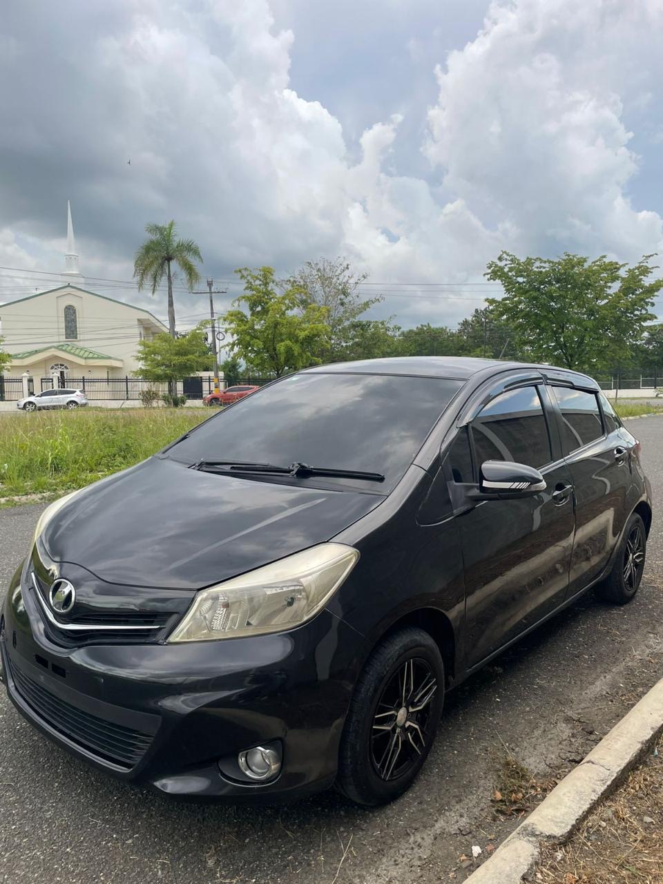 carros - Toyota Vitz Jewela 2012 el full 0