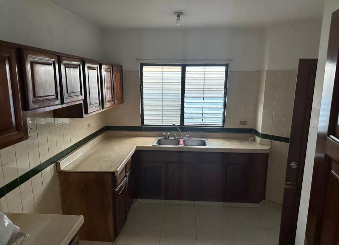 apartamentos - Amplio apto en Evaristo Morales 3