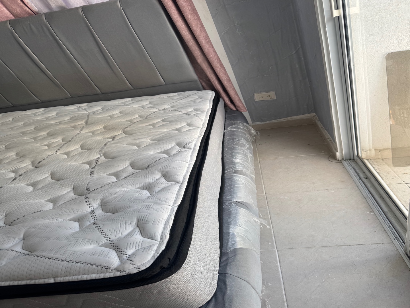 muebles y colchones - Cama completa colchón marca Seally Pillow Top 1