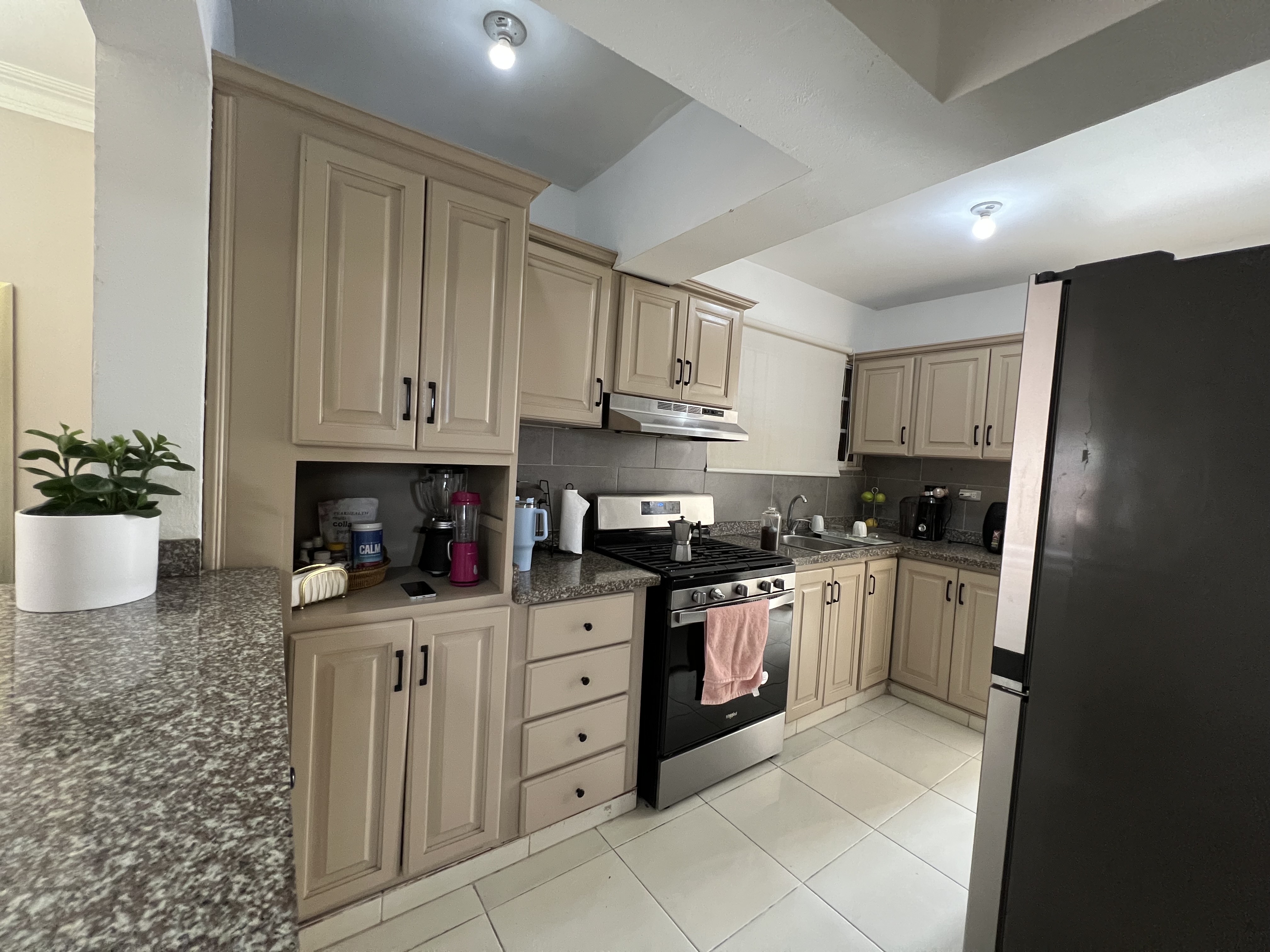 apartamentos - Arroyo Hondo Viejo apto. en Venta de 2 habitaciones 2 parqueos  3