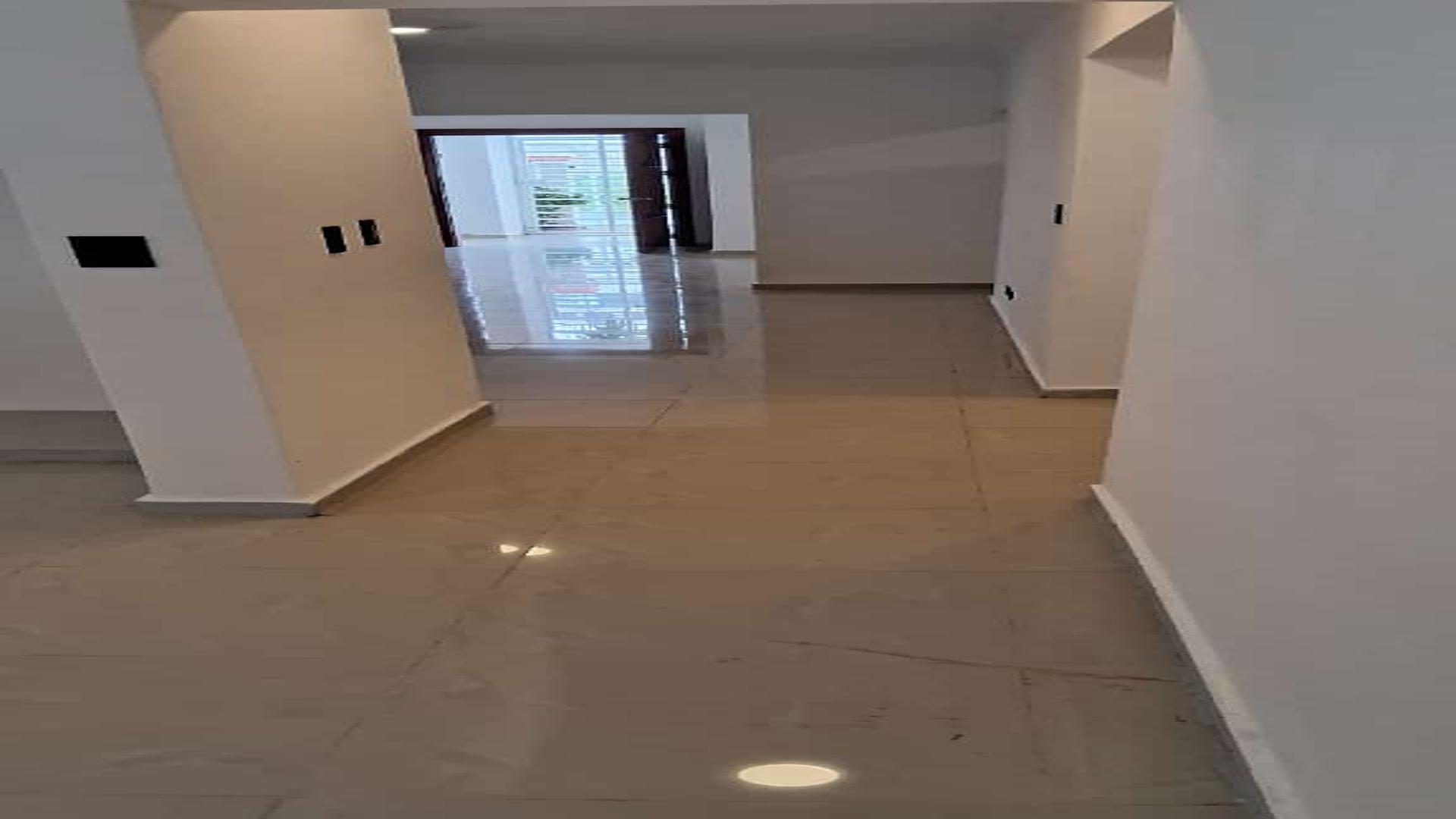 casas - CASA EN  LA ROMANA DETRAS DE LA UNIVERCIDAD O&M 9
