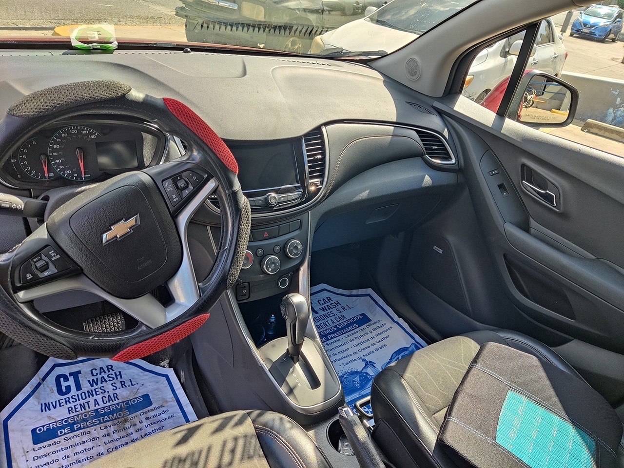 jeepetas y camionetas - Chevrolet Trax LT AWD 2018.
 6