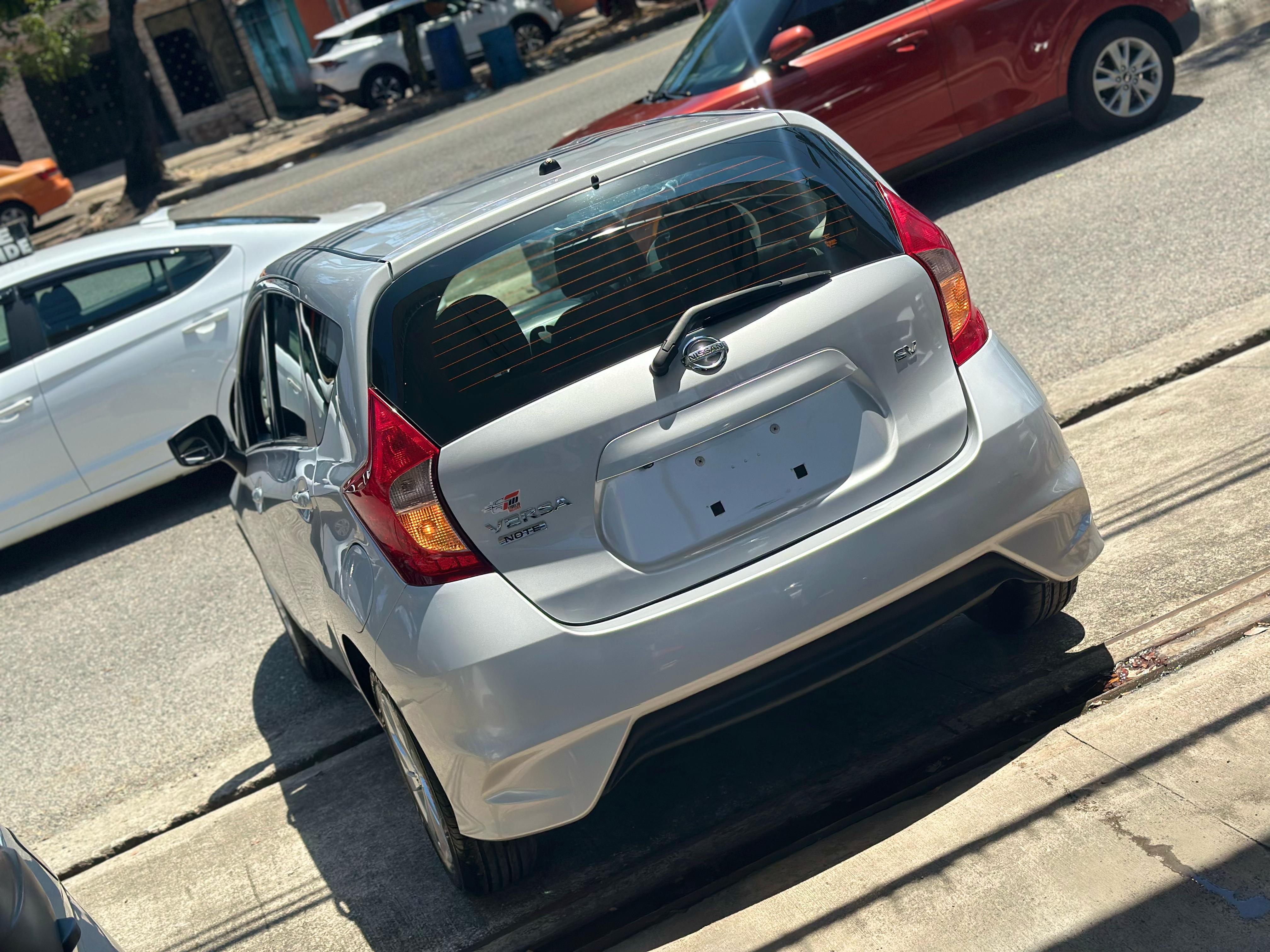 carros - 2019 NISSAN VERSA NOTE SV CLEAN CARFAX 2