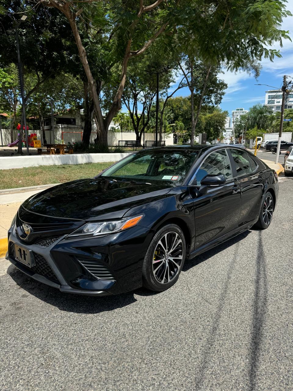 carros - Toyota Camry 2018 Se  4