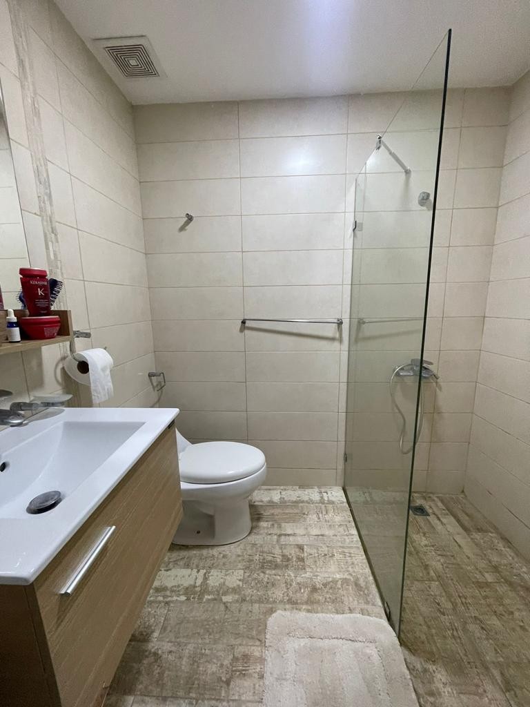 apartamentos - Se vende apartamento en Naco 2