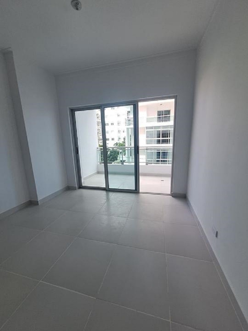 apartamentos - Apartamento nuevo en Evaristo Morales de 3 habitaciones con Financiamiento  2