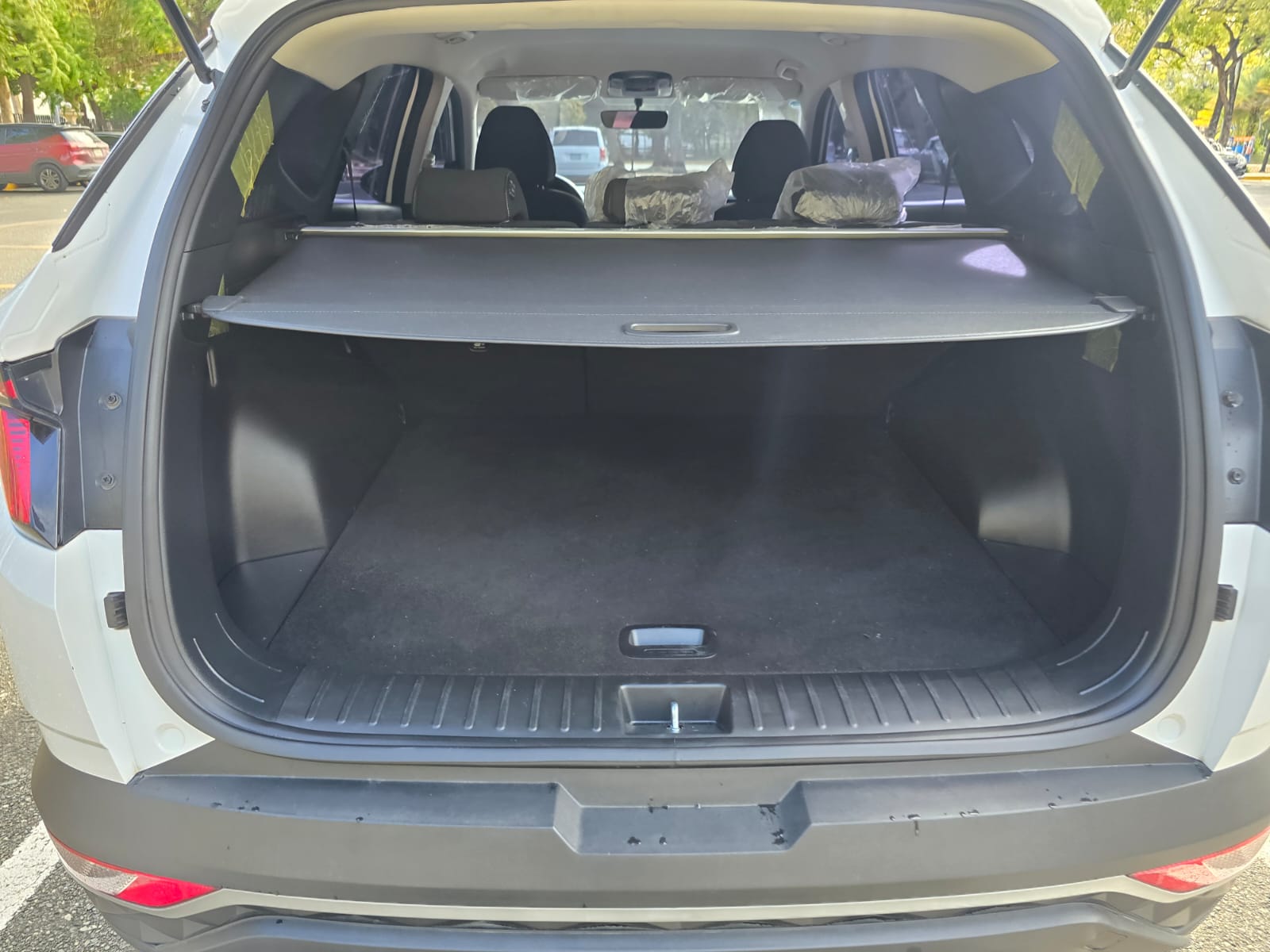 jeepetas y camionetas - Hyundai Tucson 2023 23,000Km Garantia Magna Motors 3