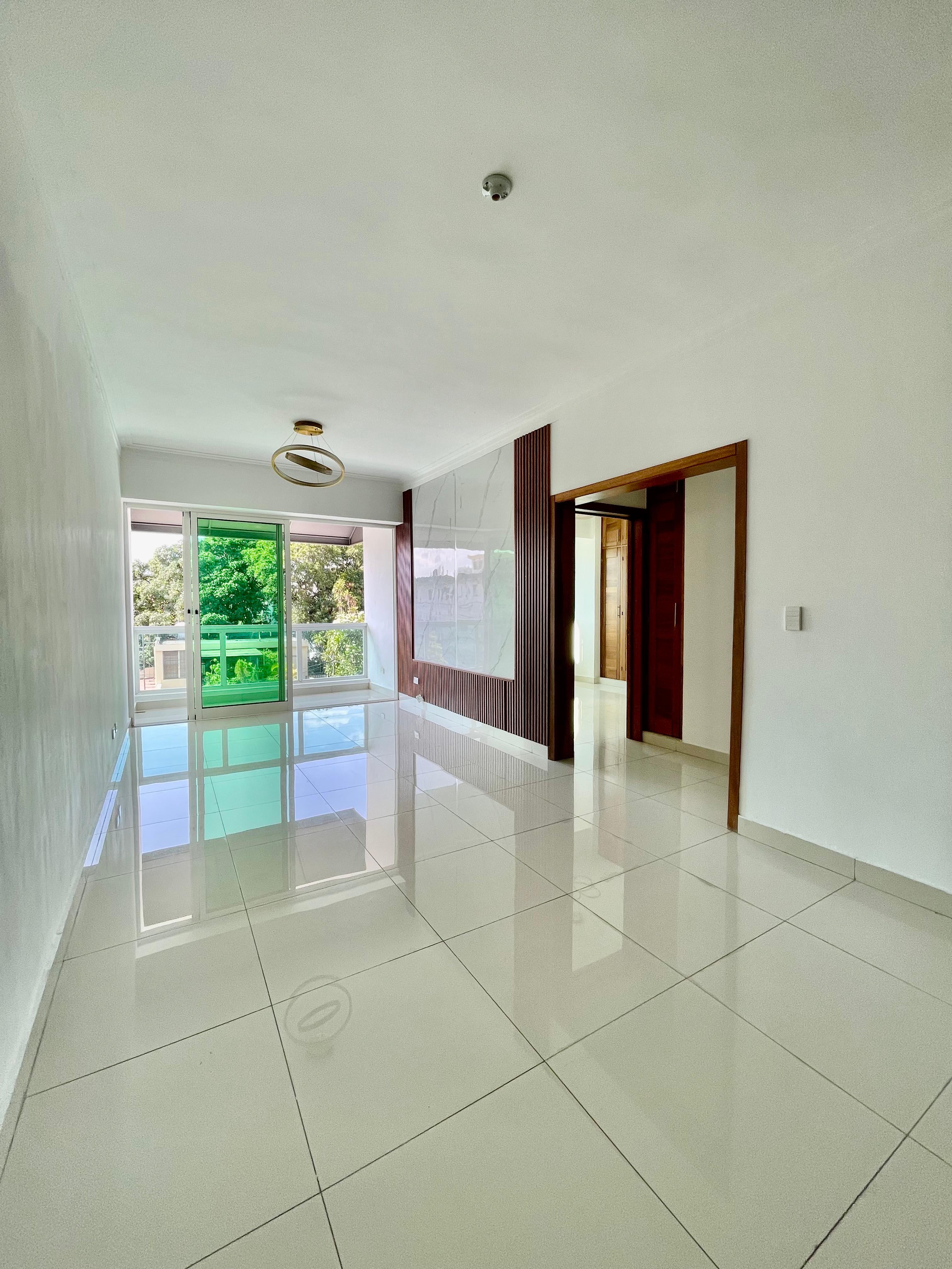 apartamentos - 📣*SE VENDE APTO* 📣  📍Urbanización tropical. 🔹3 4