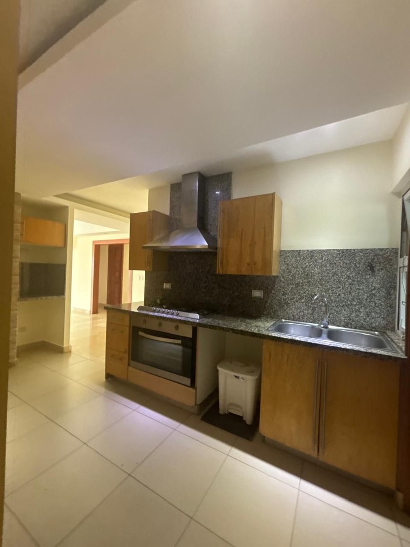 apartamentos - Naco linea blanca 3 habitaciones 3.5 banos 2 parqueos  7