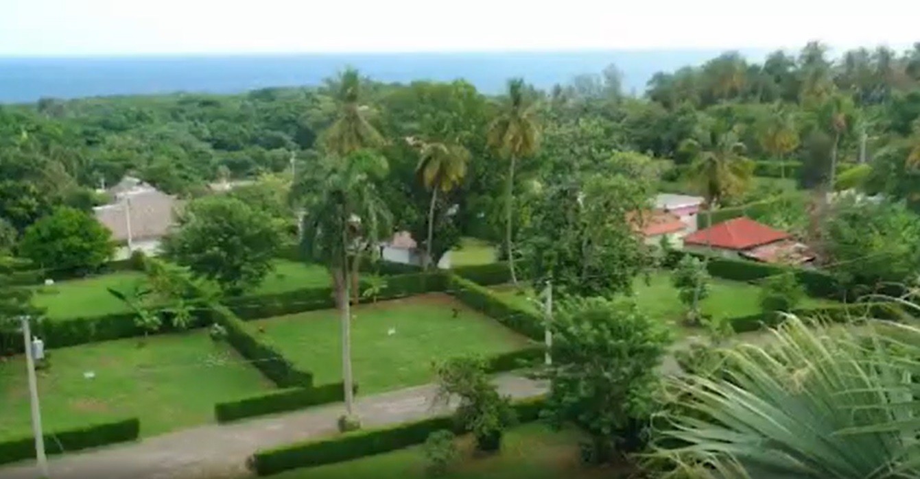 solares y terrenos - Vendo Solar en Oasis Cabo Frances ideal para construir la casa de tus sueños 7