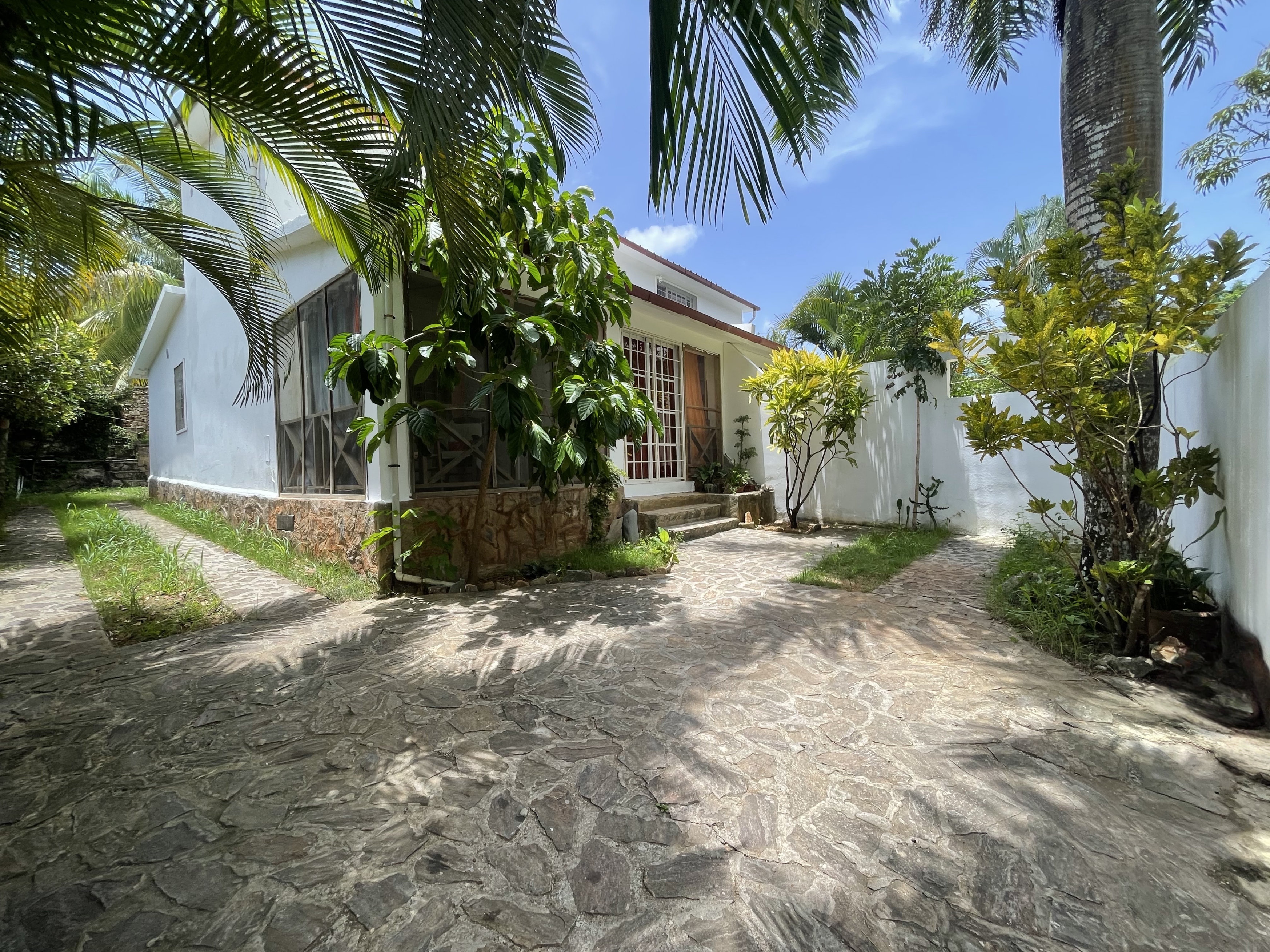 casas - Para amantes de paz y naturaleza
A uno pasos hermosas playas, aguas cristalinas
 2