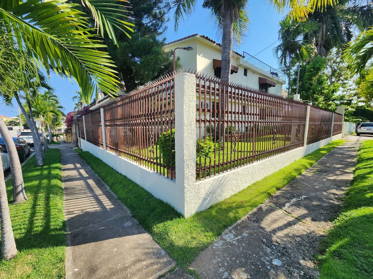 casas - Casa en Alquiler en Los Prados 4