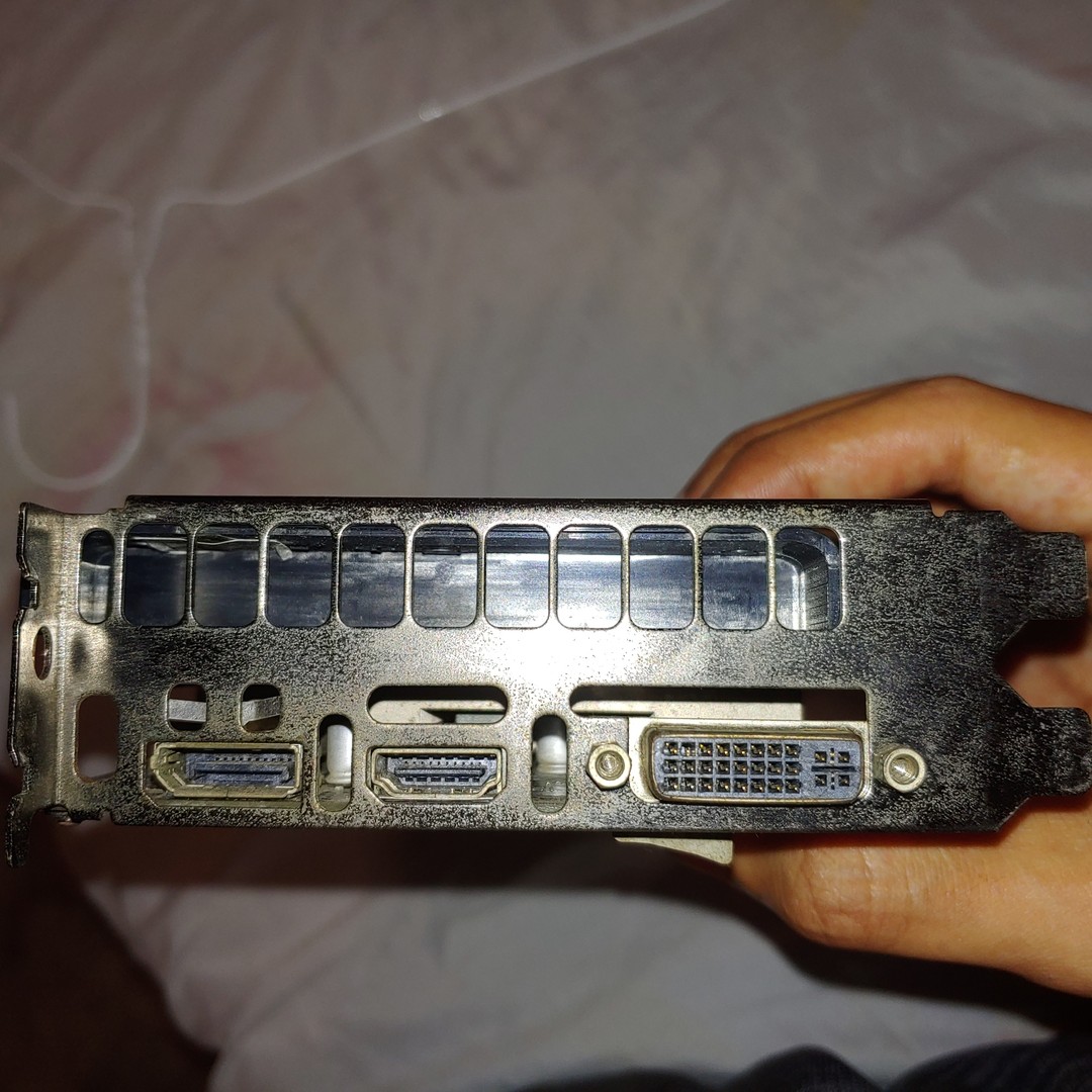 computadoras y laptops - Tarjeta de video nvidia gtx 750 ti evga (ligeramente neg..) 1