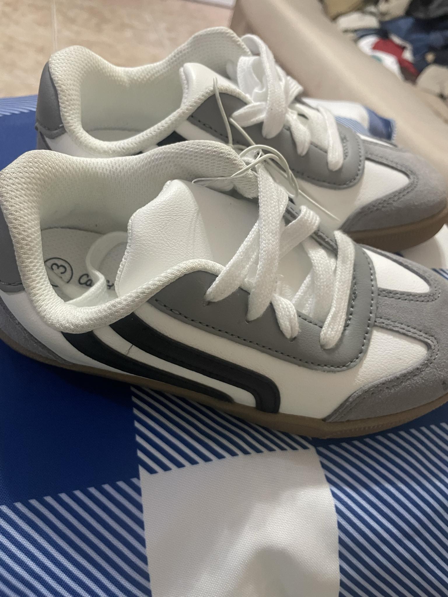 ropa y zapatos - Tenis de niño 2