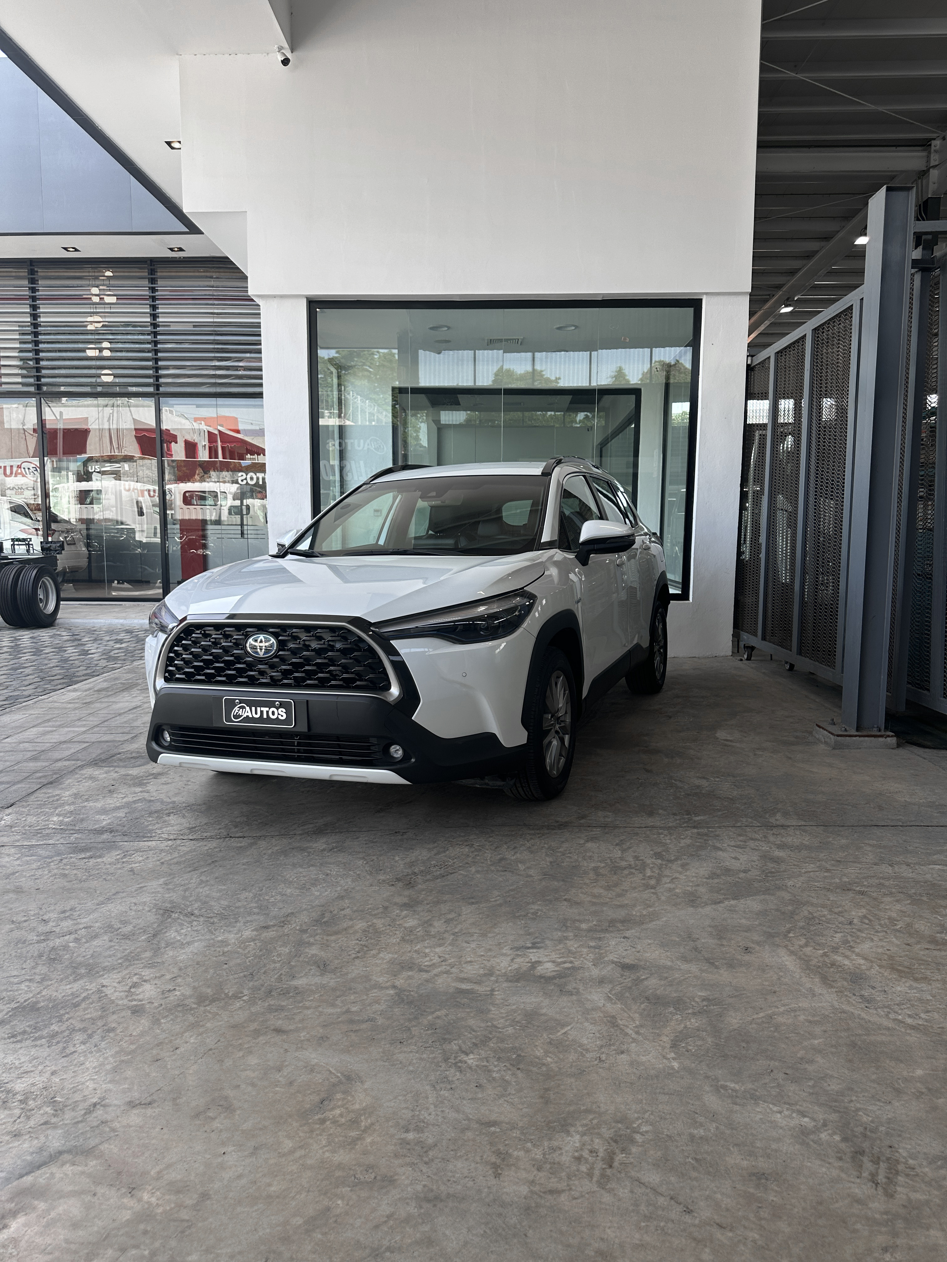 jeepetas y camionetas - Toyota corolla cross hibrid 2022