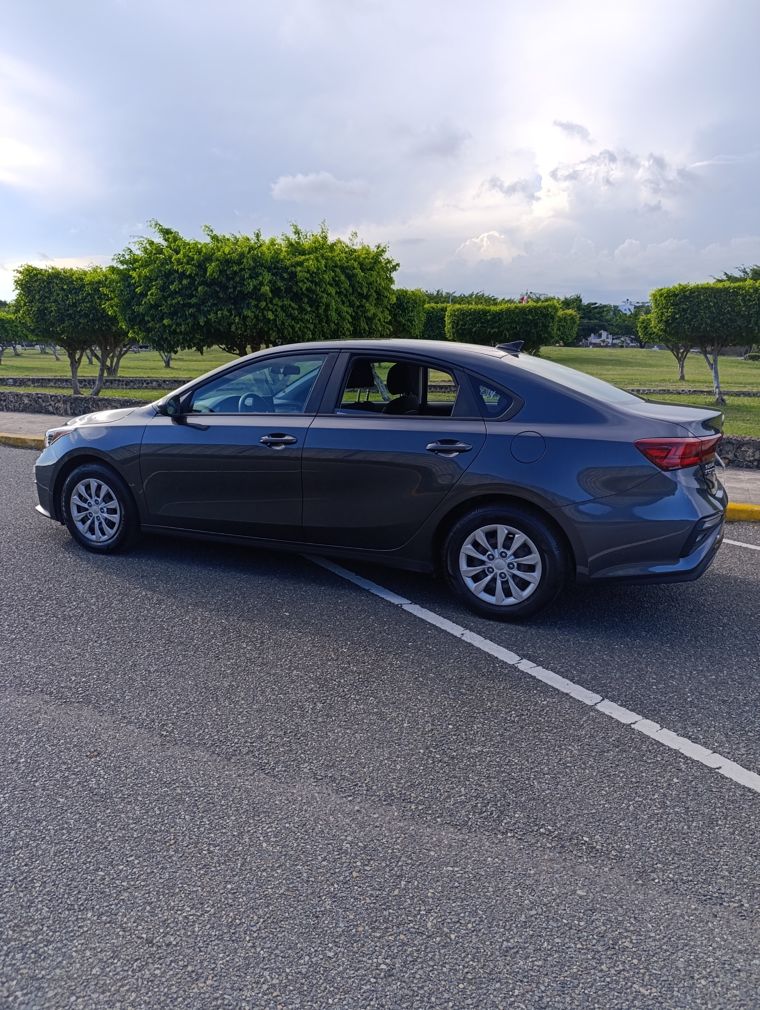carros - Kia Forte 6