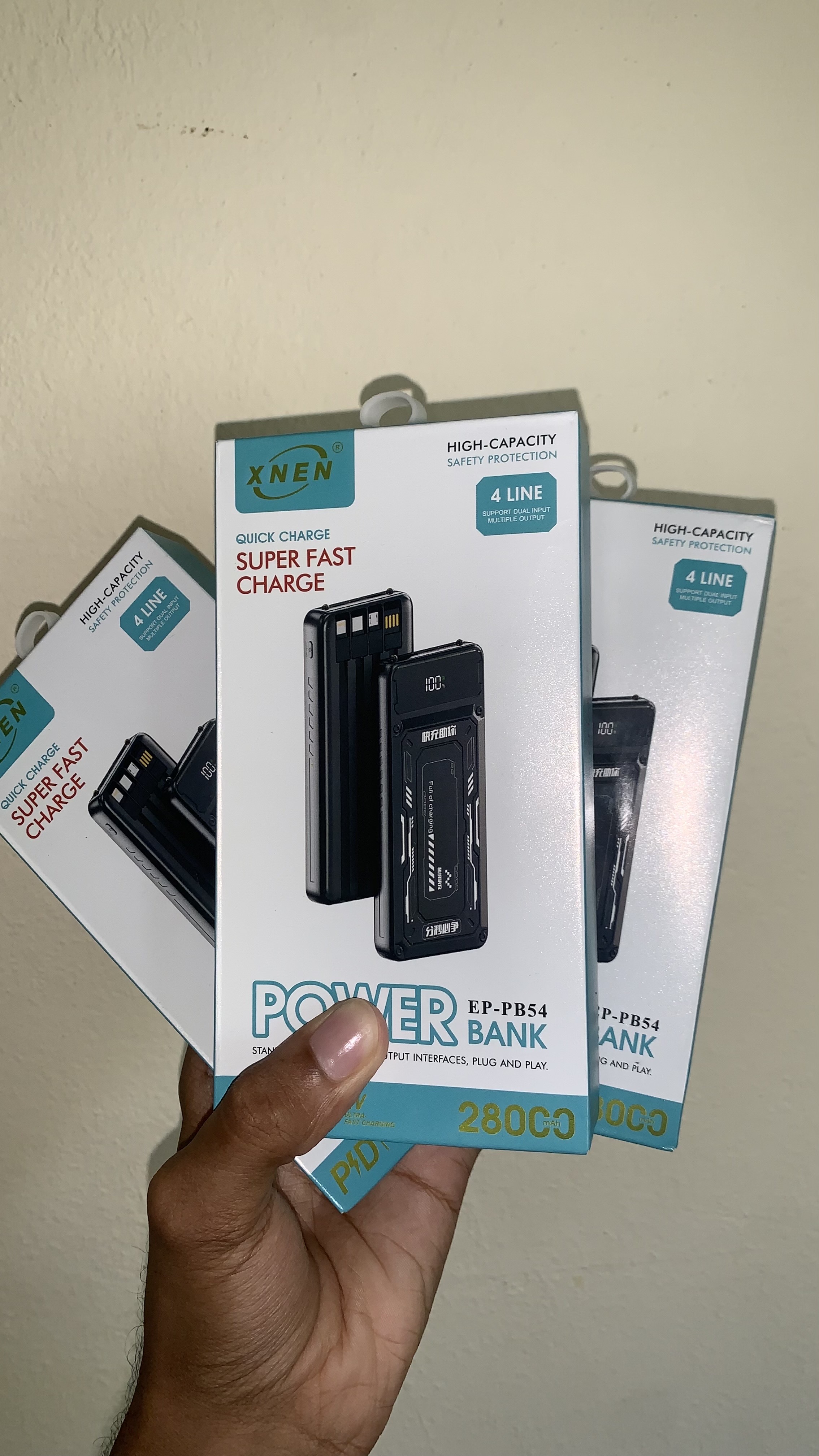celulares y tabletas - cargador portátil 28,000mah y 65W de carga rápida con linterna  0