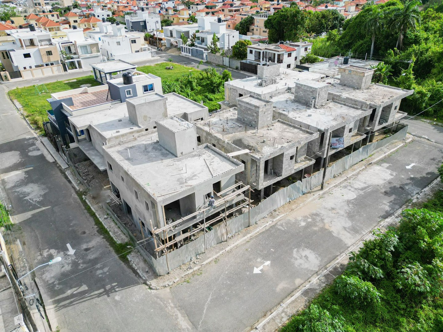 casas - SE VENDE HERMOSA CASA DE 2 NIVELES EN CONSTRUCCION RES CERRADO CON SEGURIDAD 5