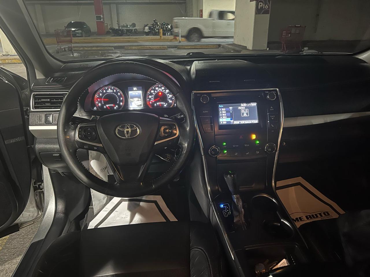 carros - Camry SE 2015 RD$ 650 negociable 4