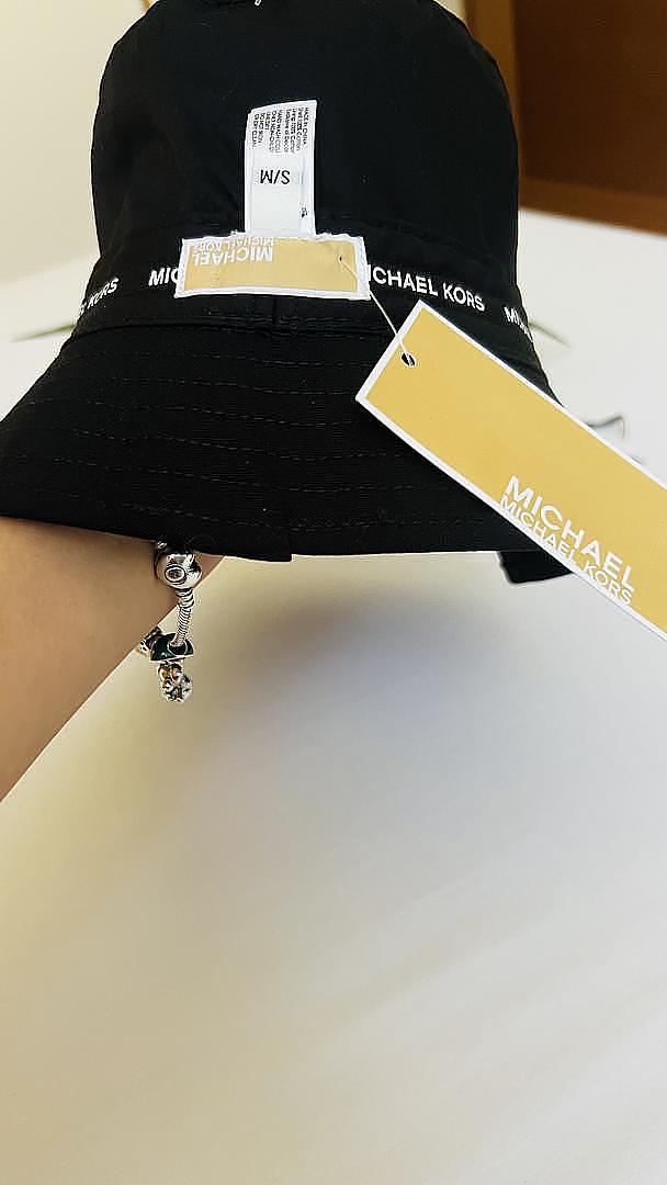 ropa para hombre - ‼️Oferta ‼️Sombrero Michael Kors Original Cotton 100% 4