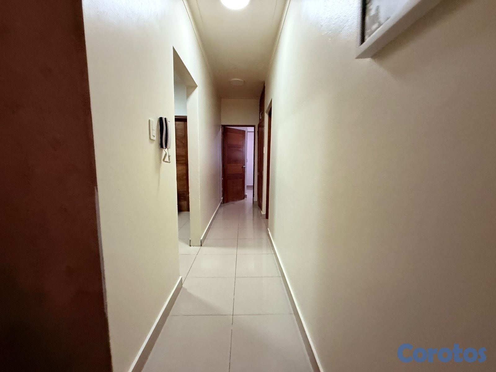 apartamentos - vendo renacimiento segundo nivel dos habitaciones 2.5 baños dos parqueos  4