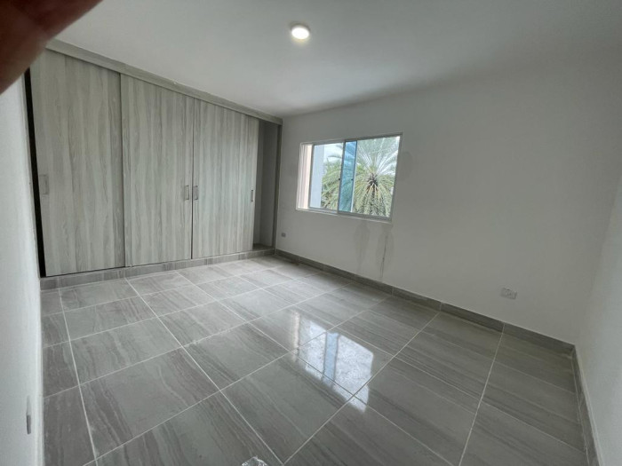 apartamentos - 🏠 Venta de Casa en Urbanización Mirador del Oeste 1