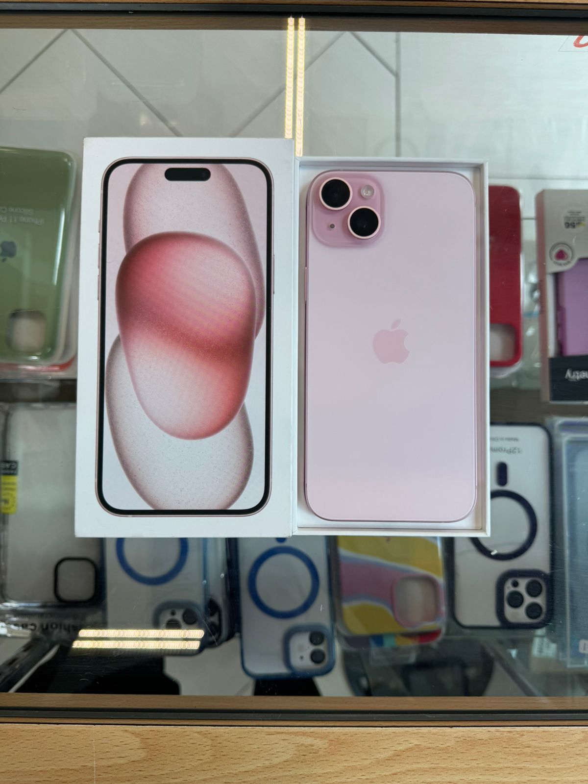 celulares y tabletas - Iphone 15 plus rosado 128 GB Esim Desbloqueado