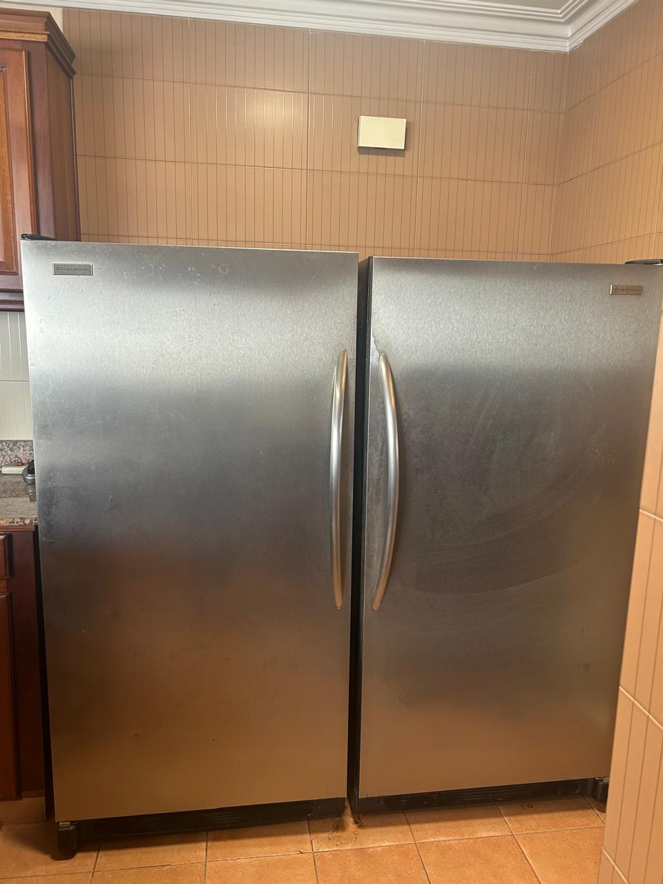 electrodomesticos - Nevera y Congelador Frigidaire -17 pie cúbicos   0