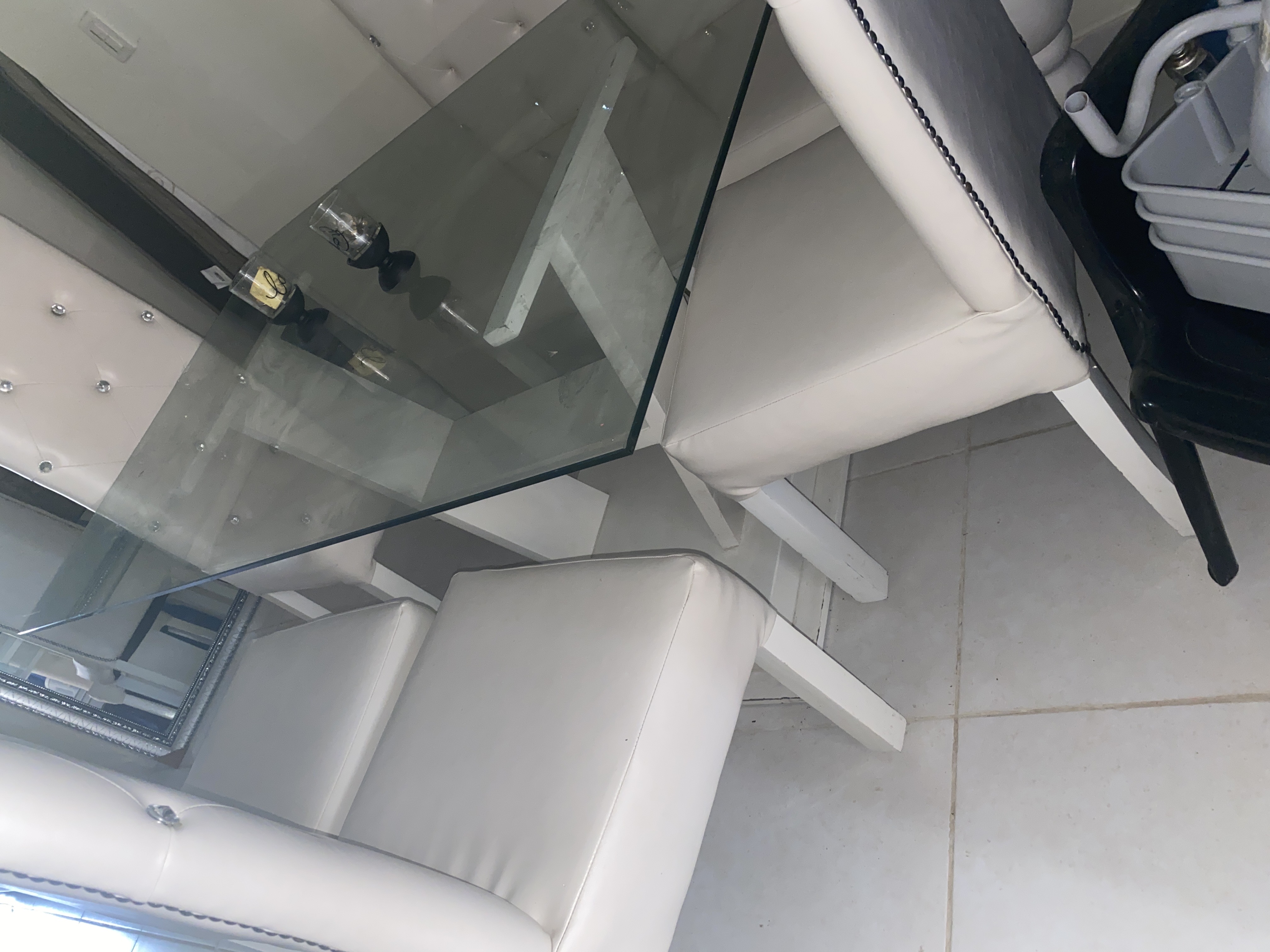 muebles y colchones - Mesa de 6 sillas en pino tratado  3