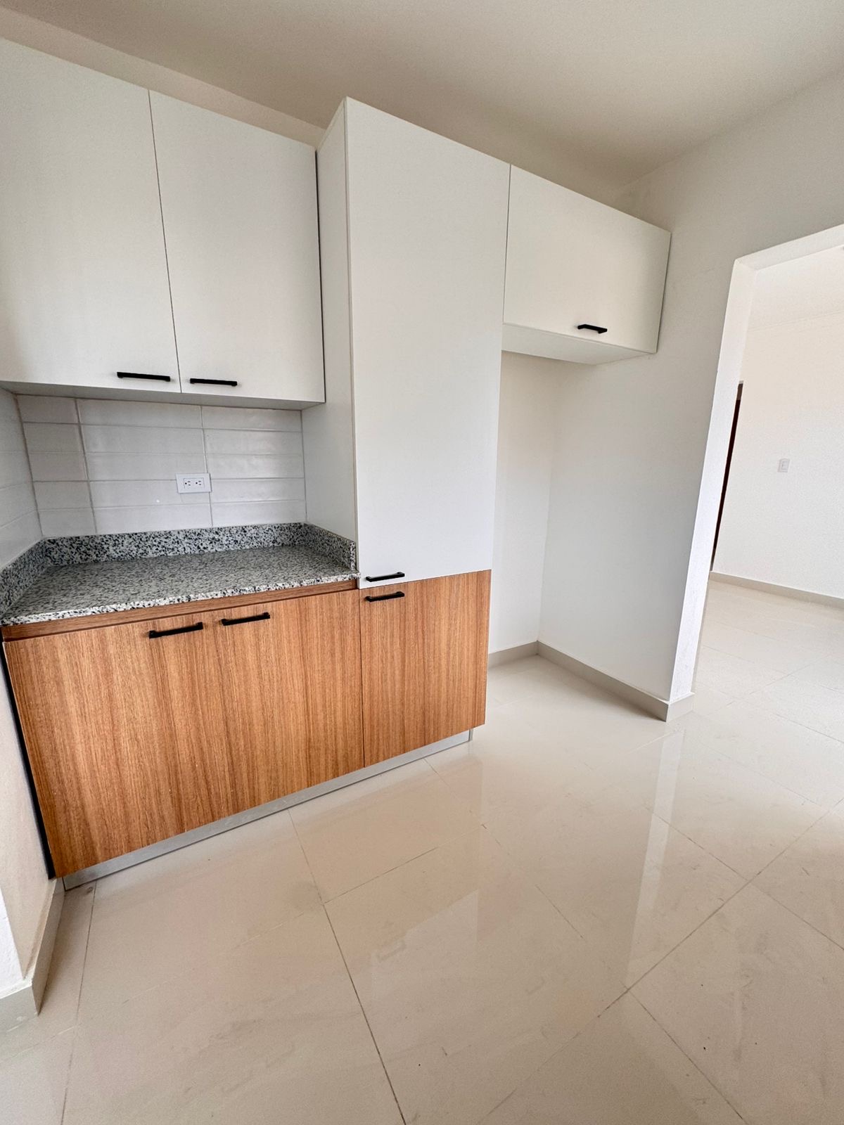 apartamentos - Venta de apartamento en reparto los tres ojos  5